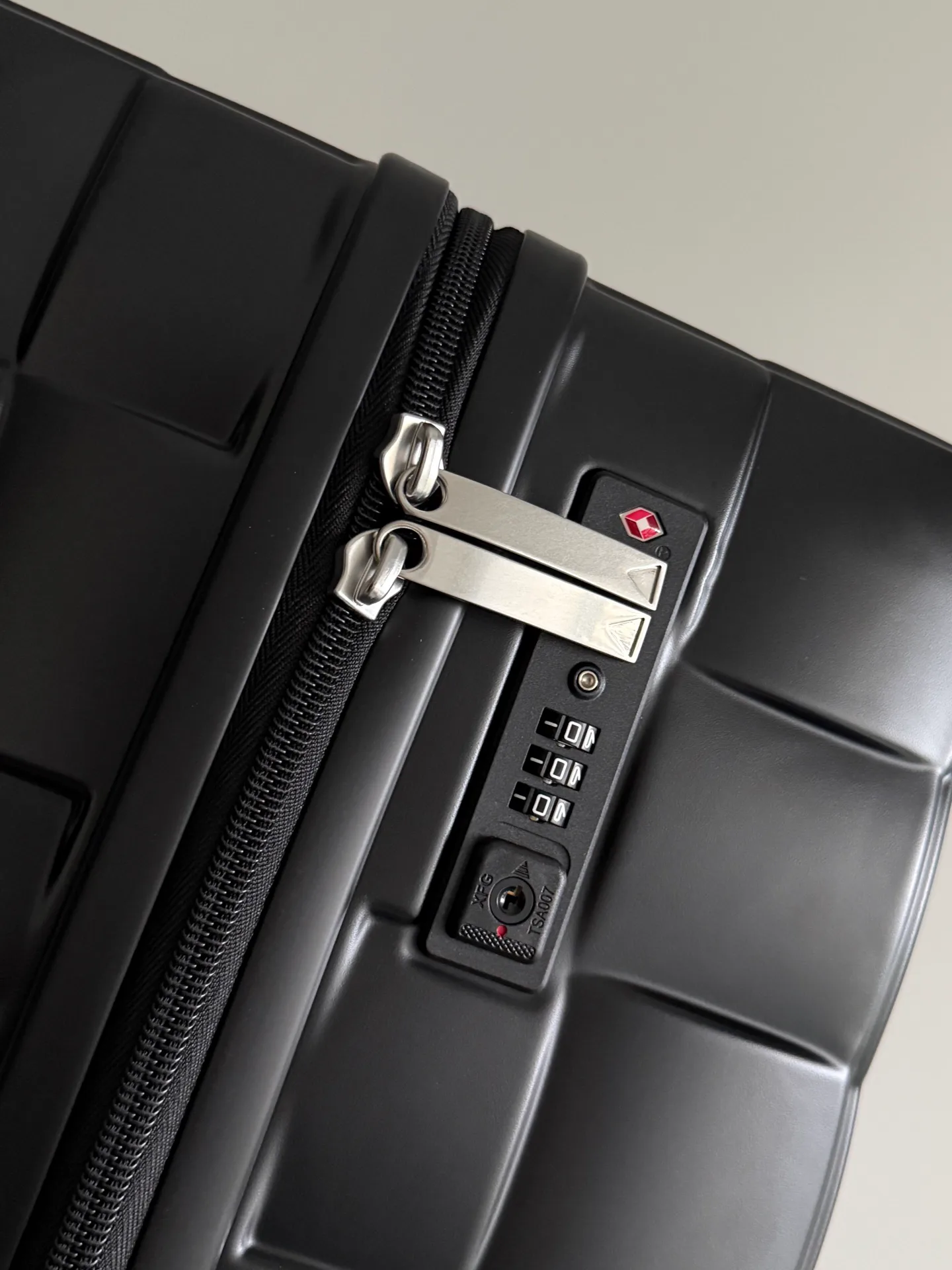 Suitcases BOTTEGA VENETA 18467877