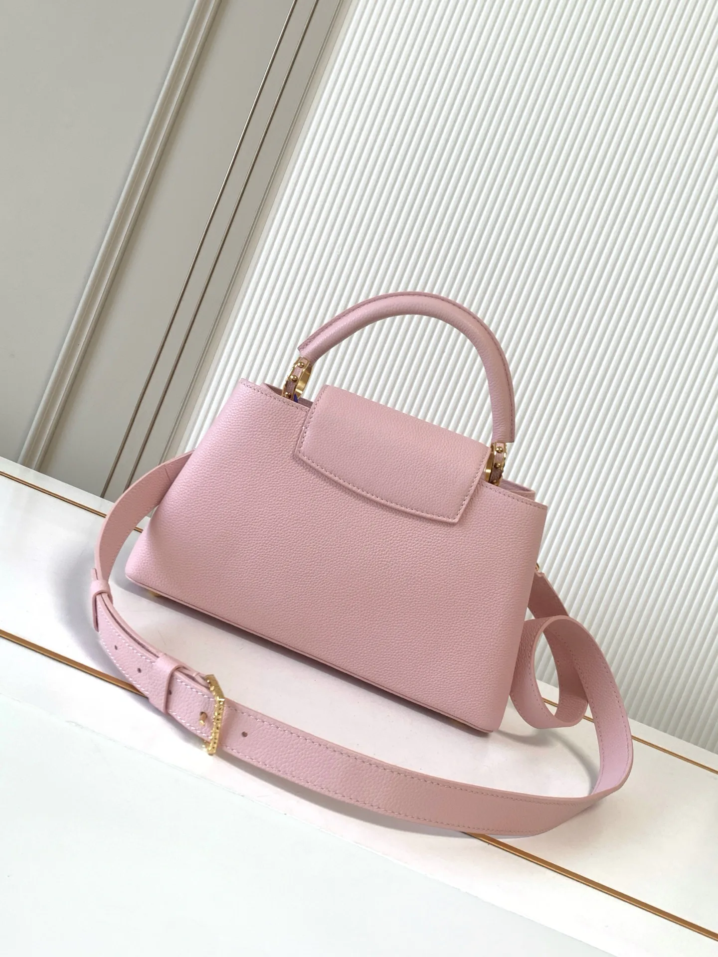 Women's Classic Handbags LOUIS VUITTON 17802977