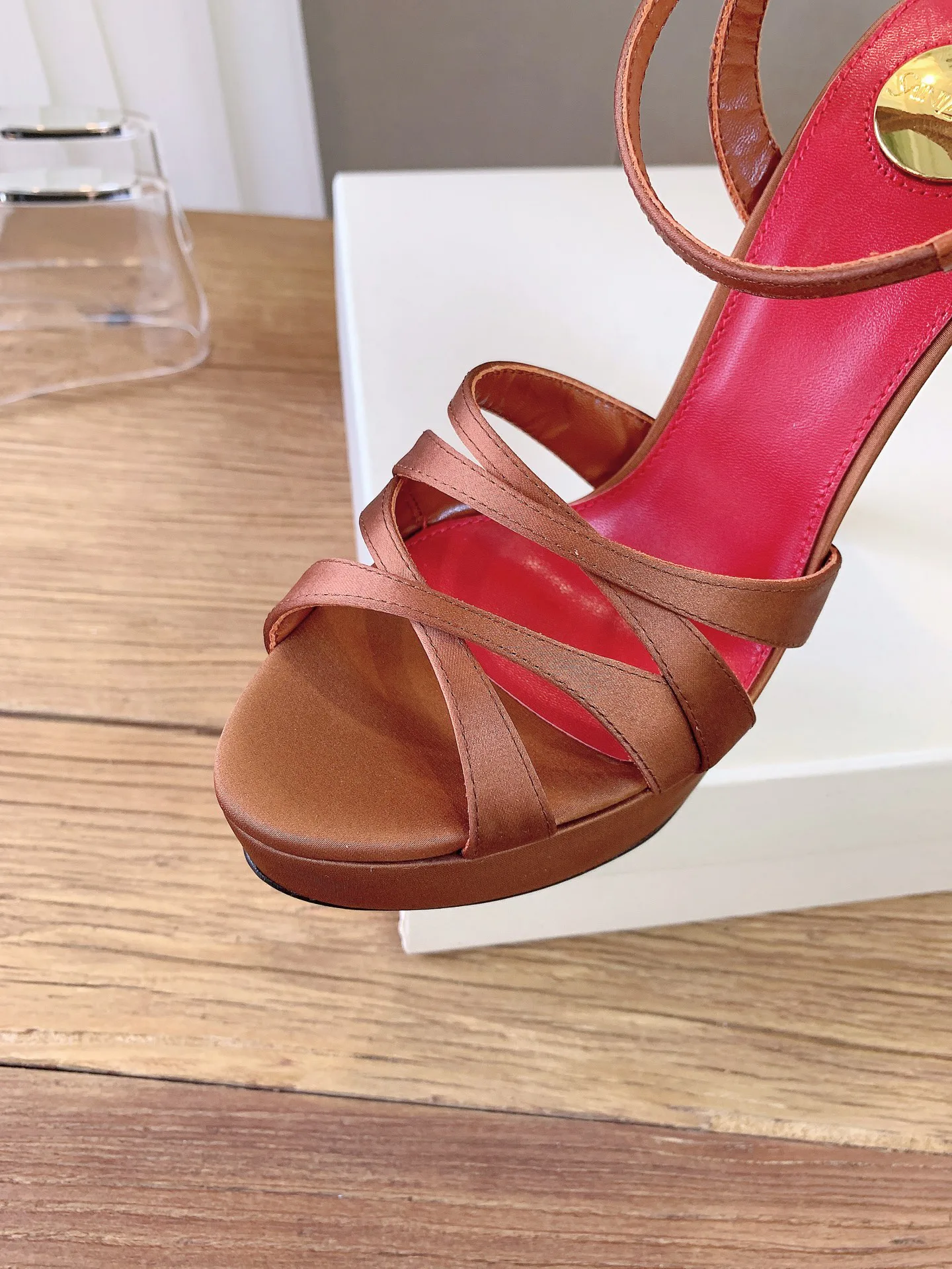 Women's Open-Toe Sandals SAINT LAURENT 17815061
