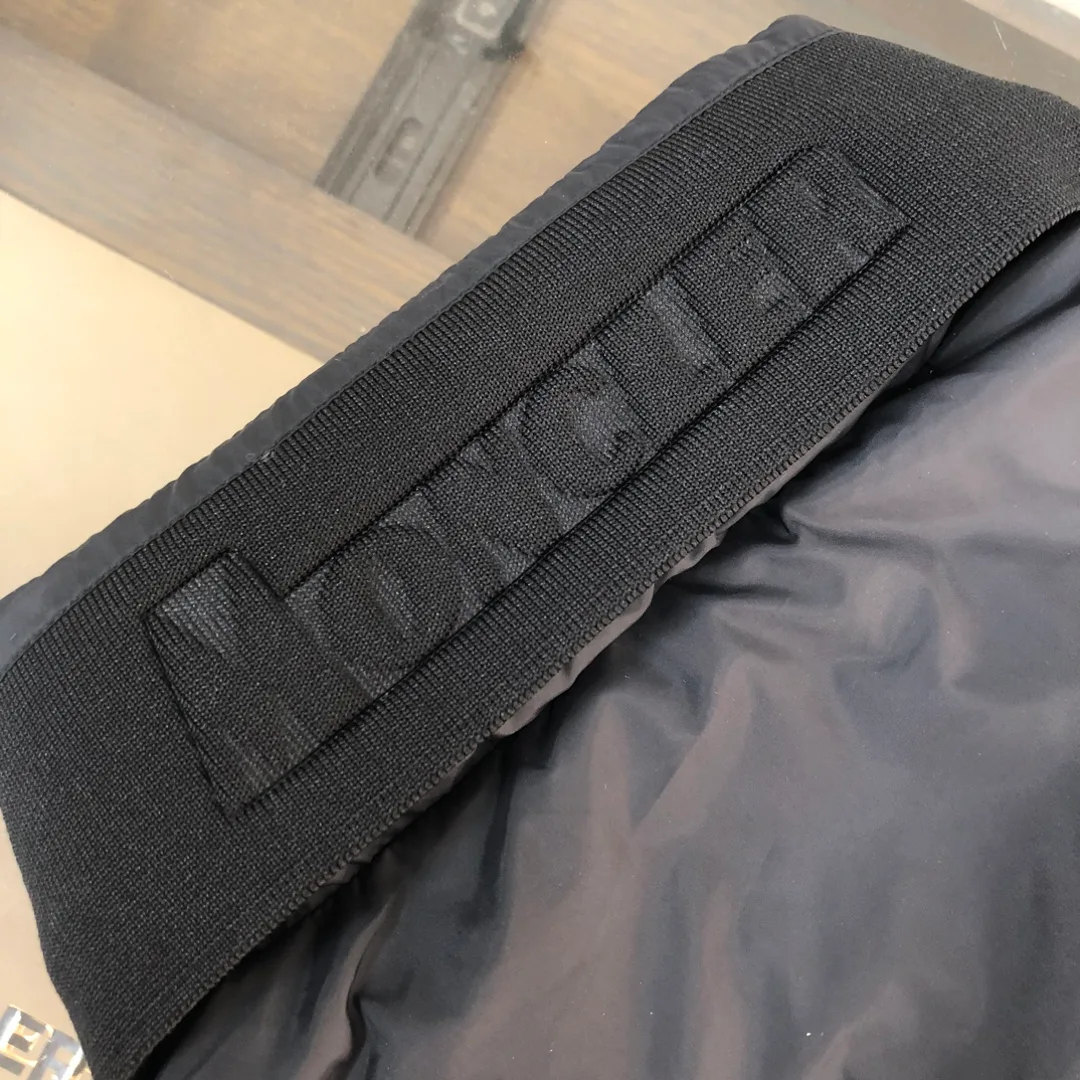 Men's Jackets And Down Jackets MONCLER 17286020