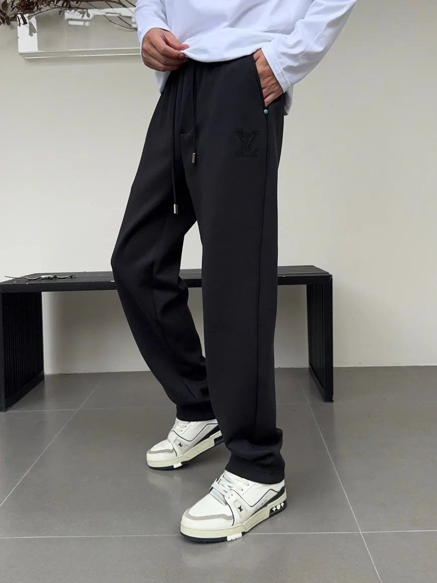 Men's Trousers LOUIS VUITTON 18178465