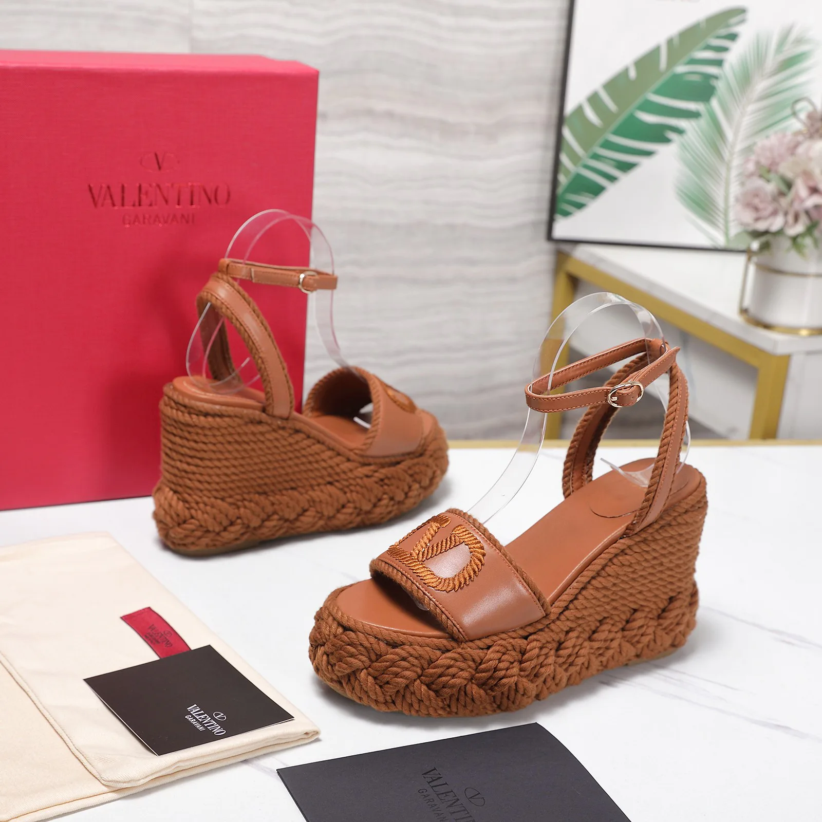 Women's Open-Toe Sandals VALENTINO 17371718