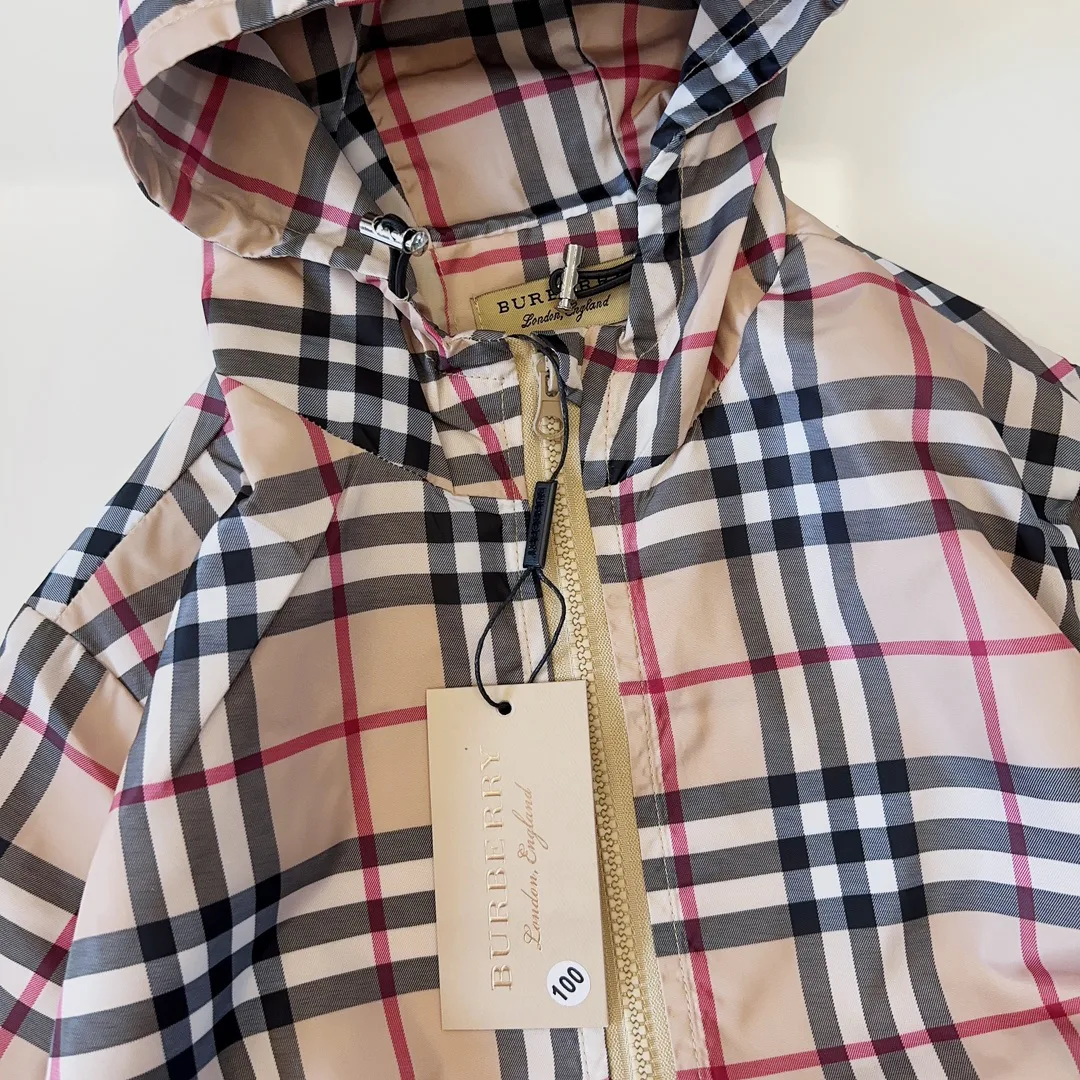 Women's Jackets And Down Jackets BURBERRY 18075287