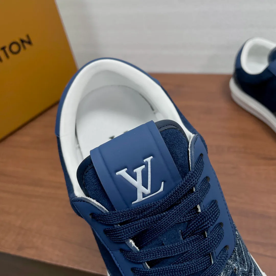 Кроссовки Мужские Louis Vuitton 18675085