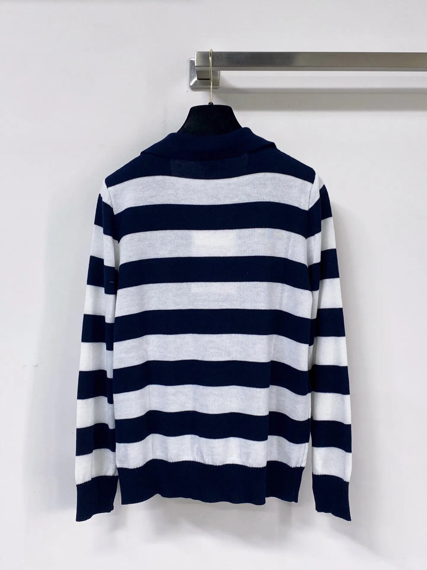 Women's Jumpers And Sweaters CHANEL 18031363