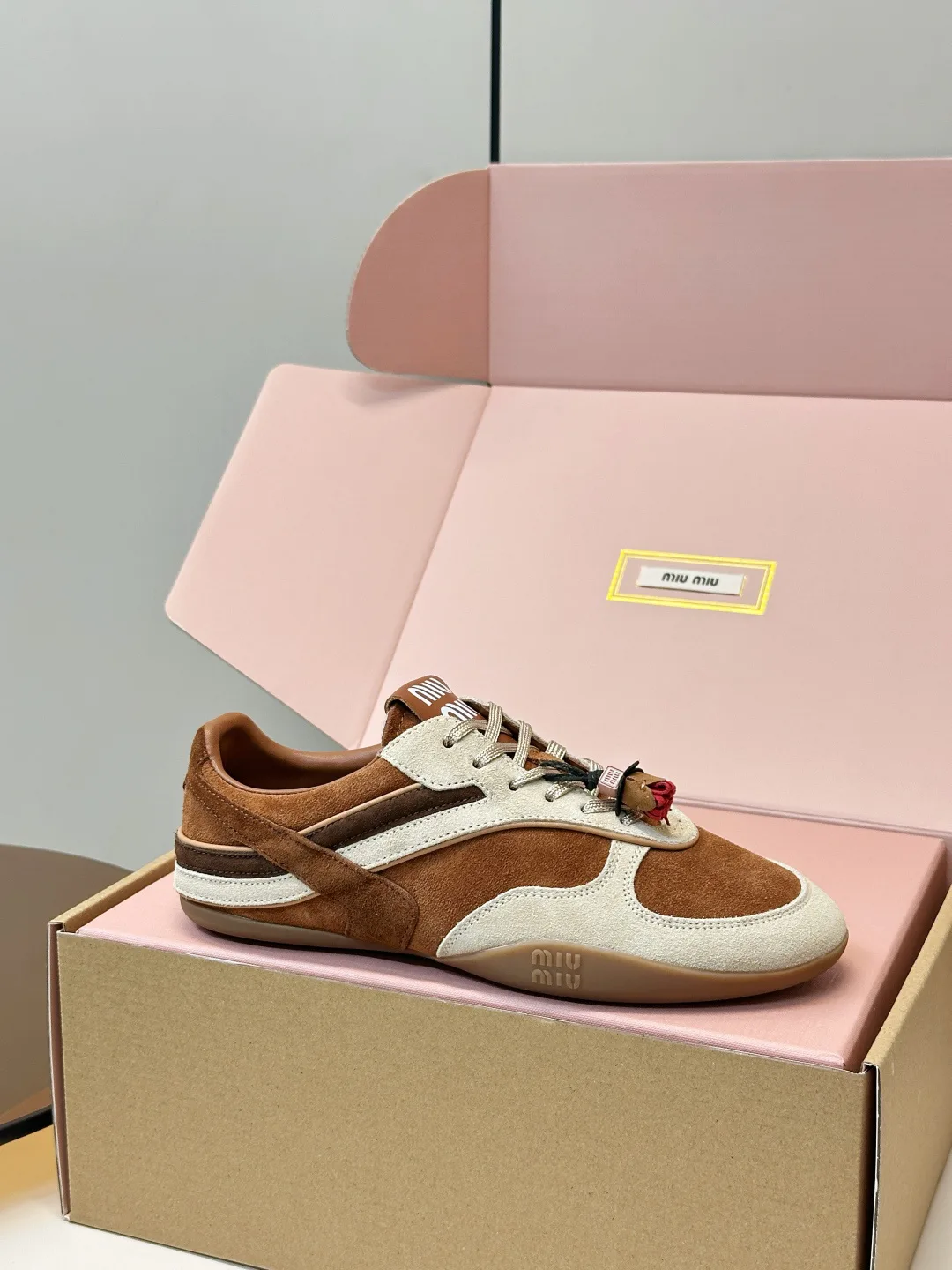 Women's Sneakers MIU MIU 18164554