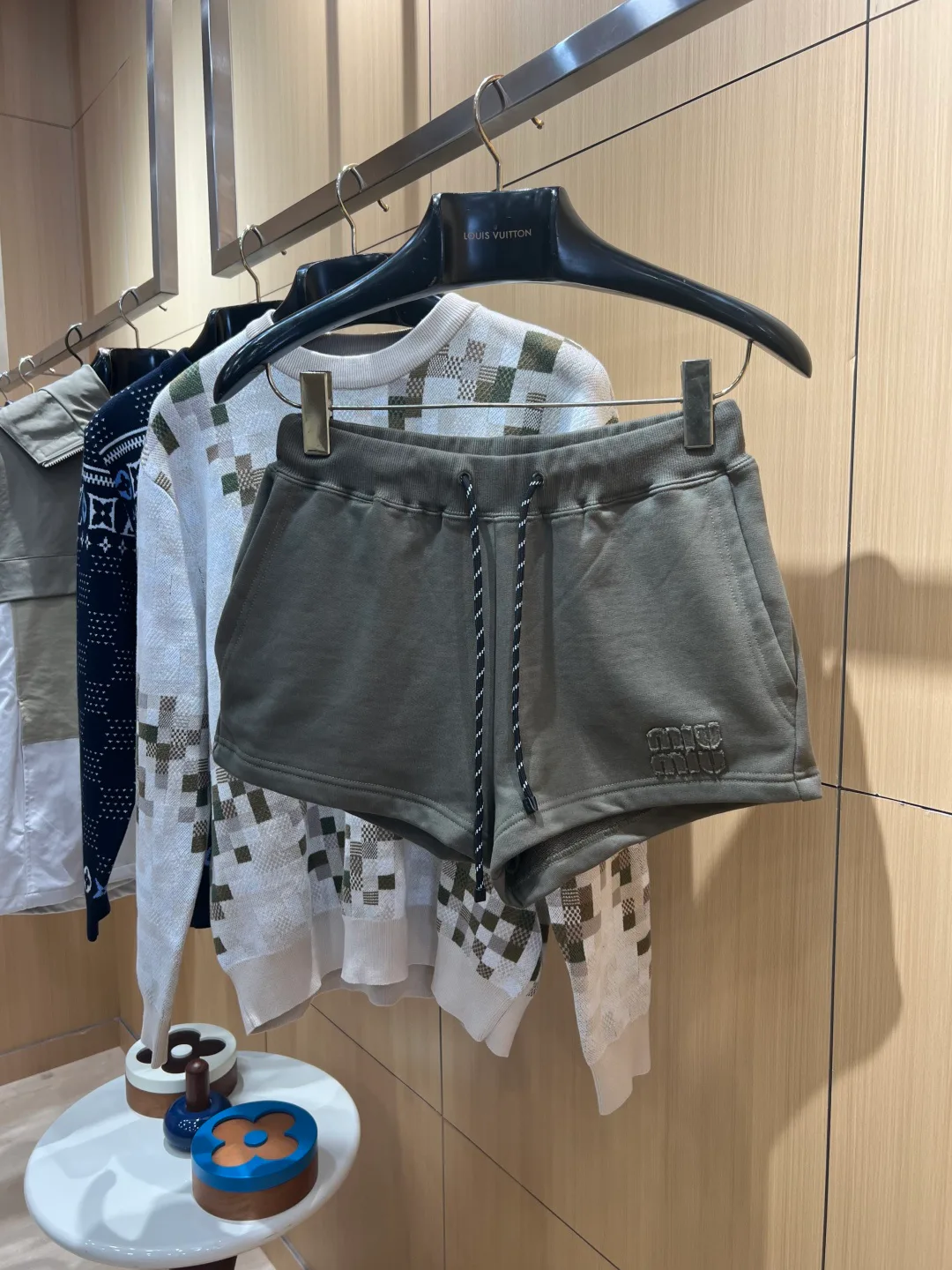 Men's Shorts MIU MIU 17480527