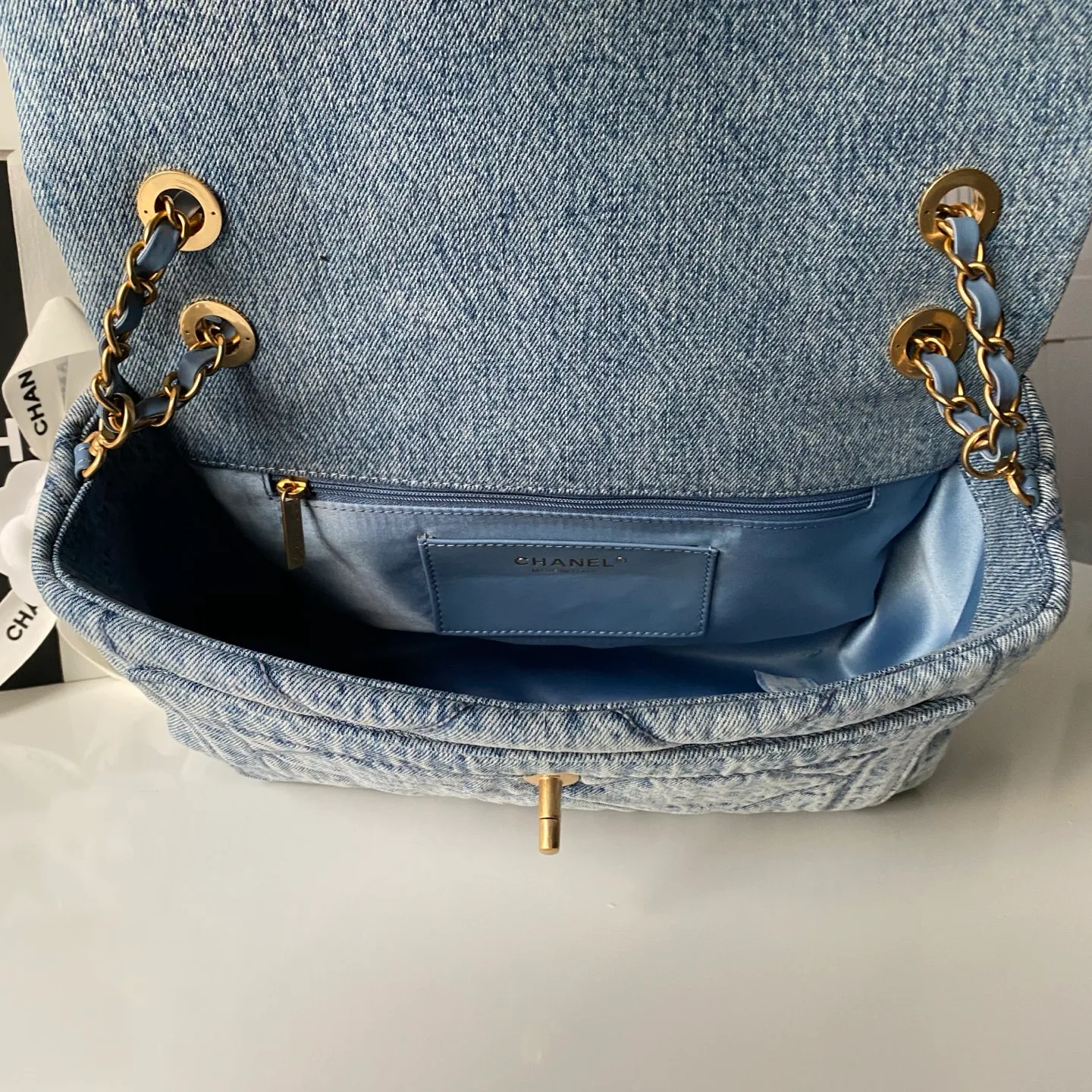 Women's Classic Handbags CHANEL 18207755