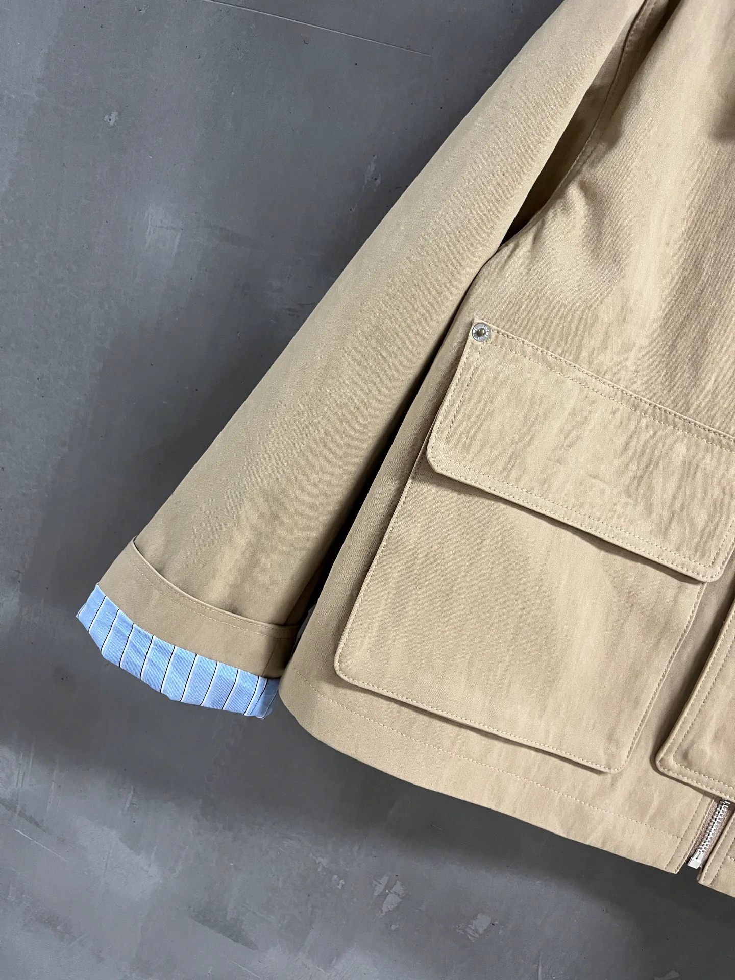 Women's Jackets And Down Jackets LOEWE 18172836