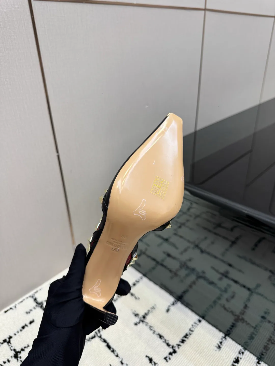 Women's Open-Toe Sandals VALENTINO 17594493