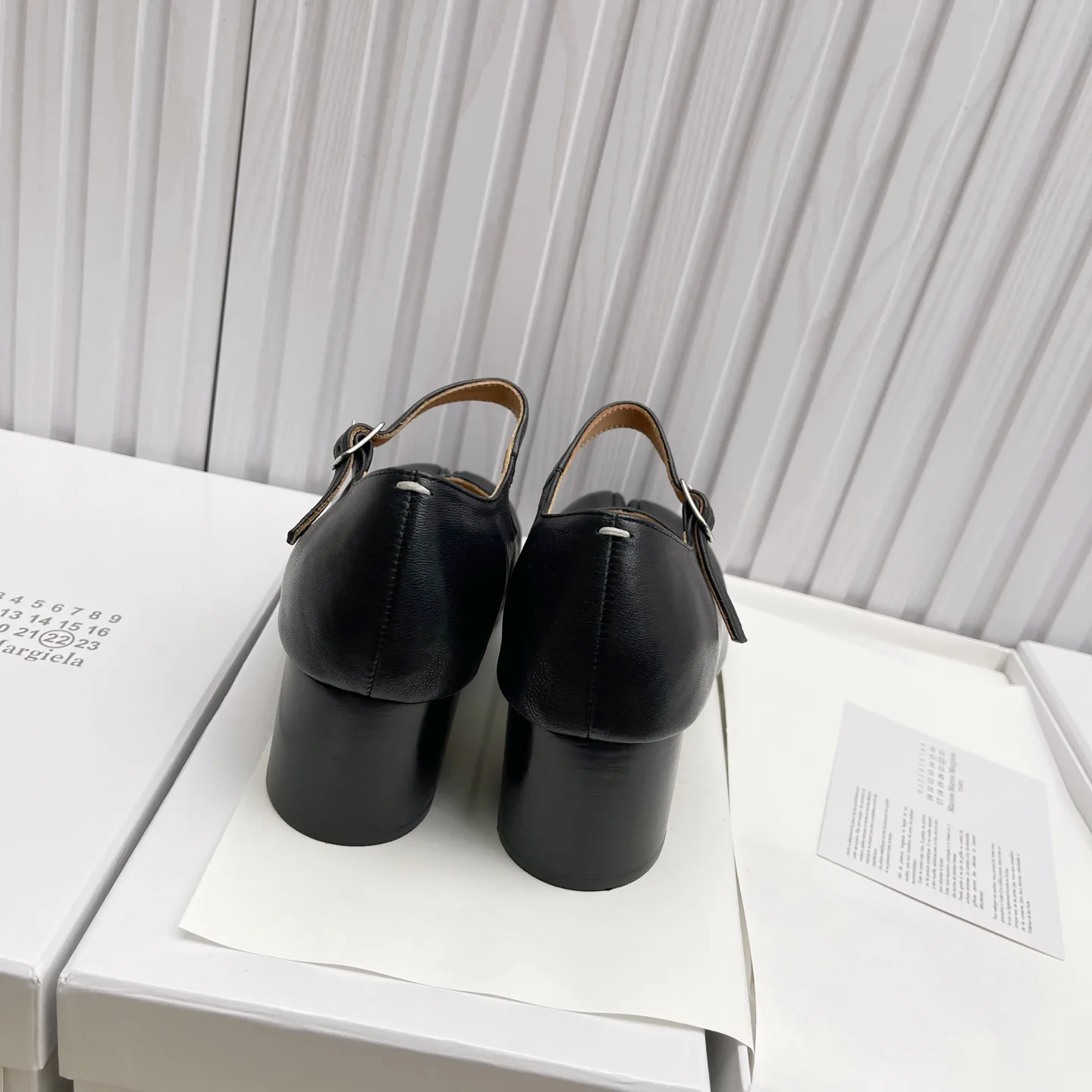 Women's Heels MAISON MARGIELA 18104520