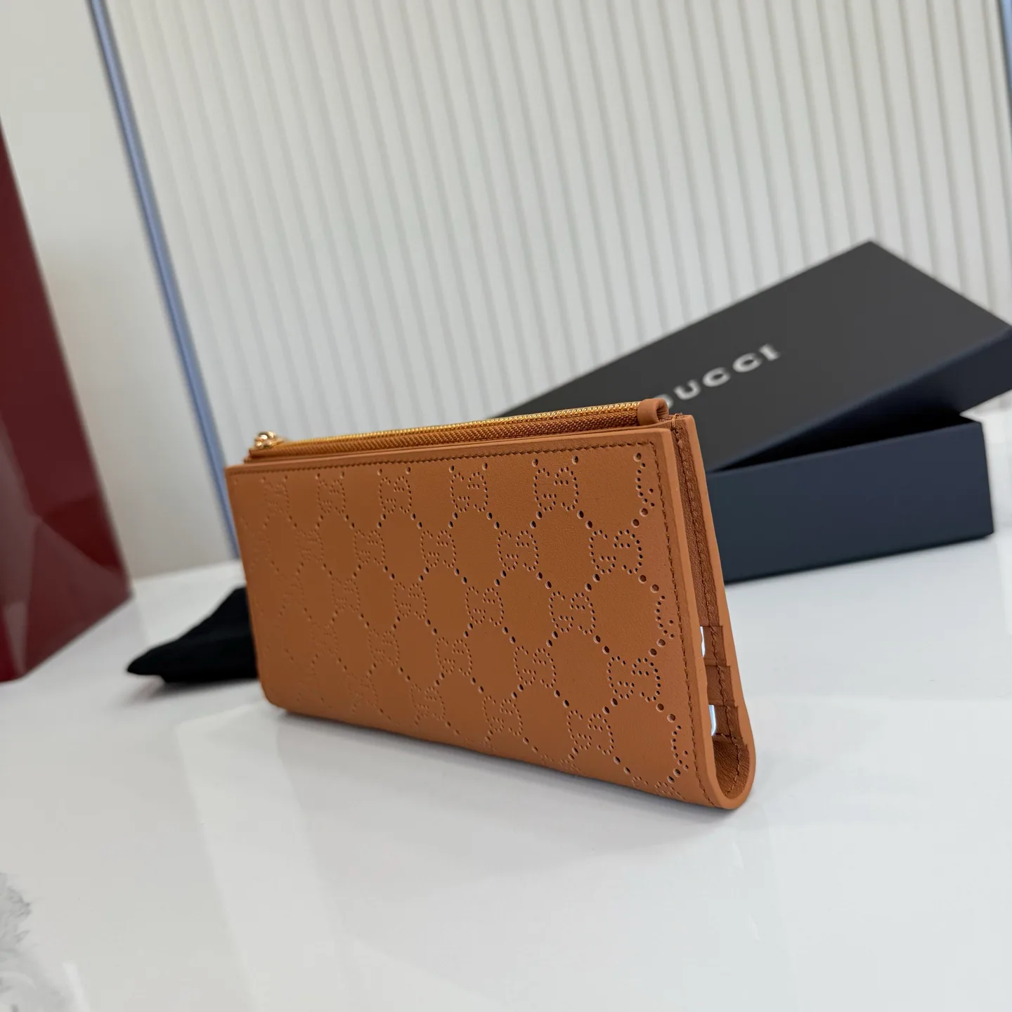 Women's Clutches GUCCI 17948252