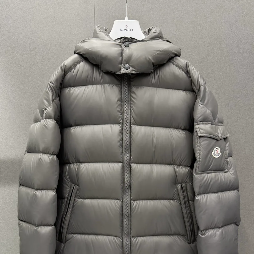 Men's Jackets And Down Jackets MONCLER 17391871