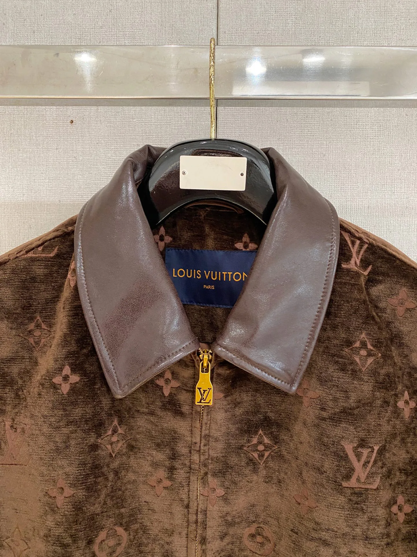 Men's Jackets And Down Jackets LOUIS VUITTON 18273020