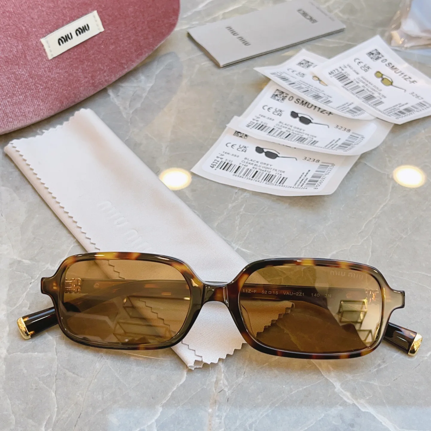 Glasses MIU MIU 17529369