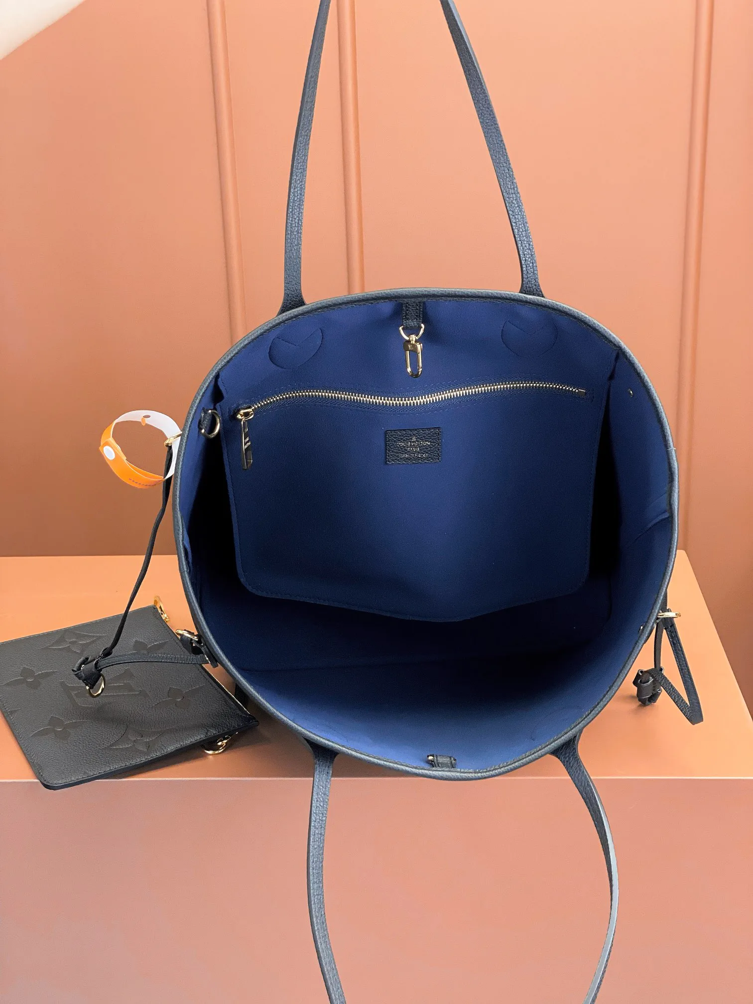 Women's Classic Handbags LOUIS VUITTON 17844902