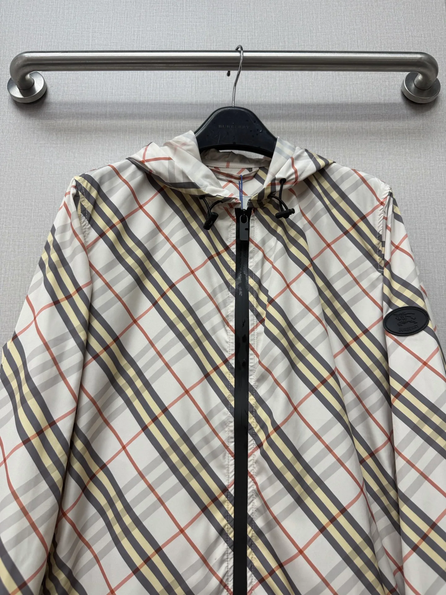 Women's Jackets And Down Jackets BURBERRY 18512906