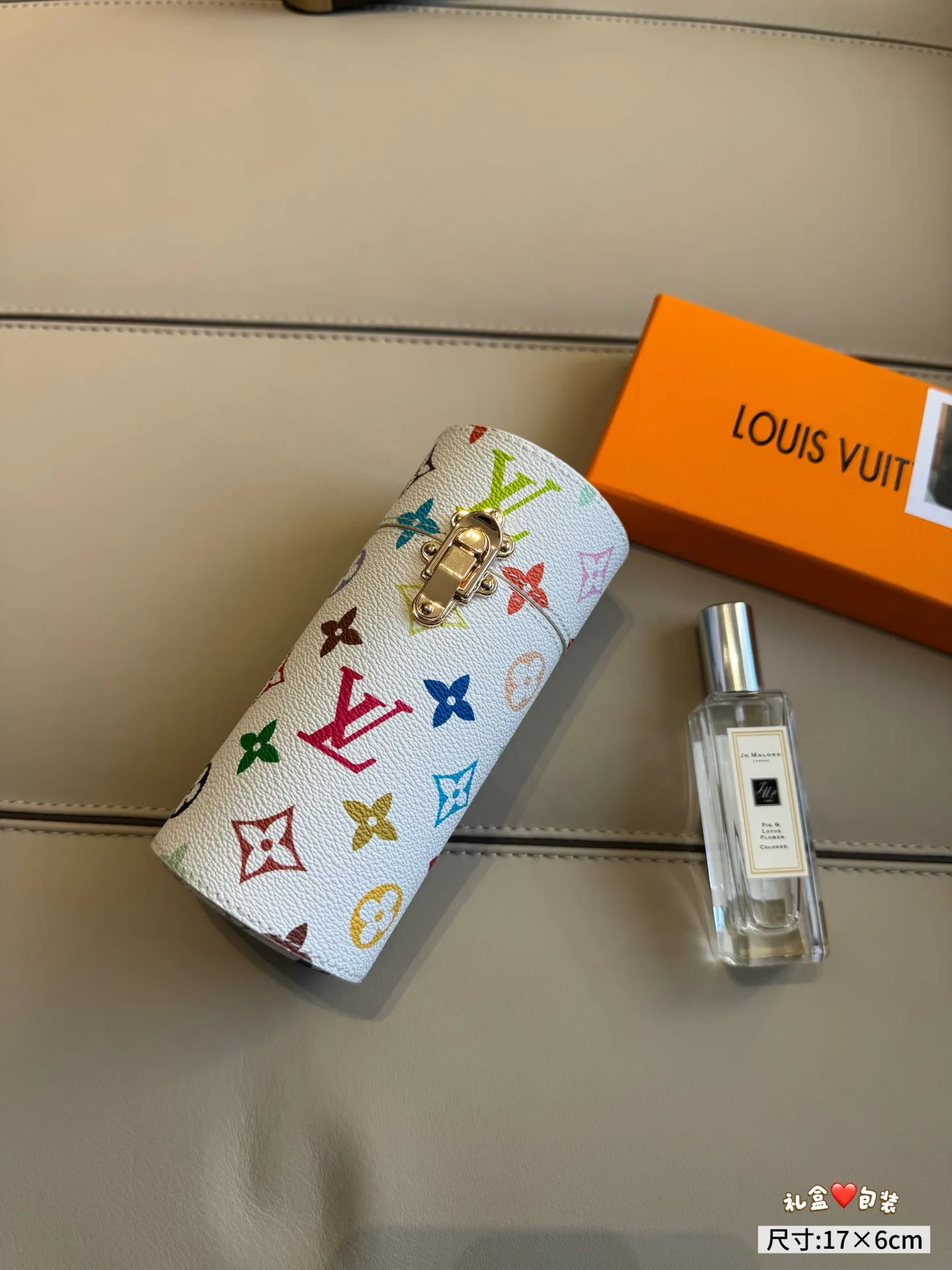 Women's Clutches LOUIS VUITTON 18325430
