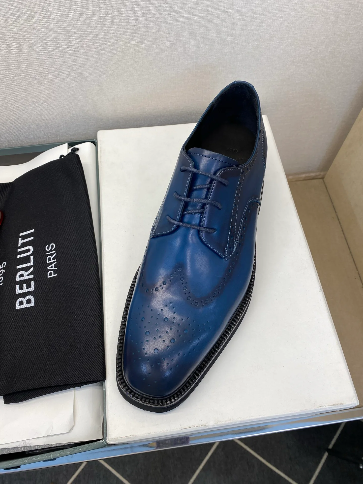 Men's Loafers And Dress Shoes BERLUTI 17971841
