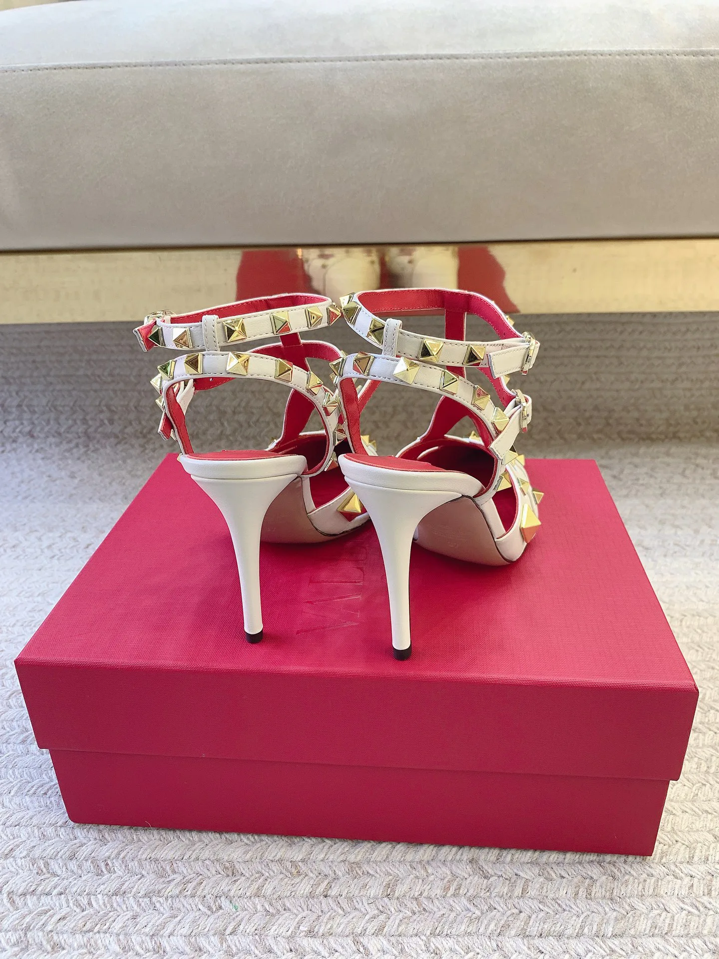 Women's Heels VALENTINO 17656634