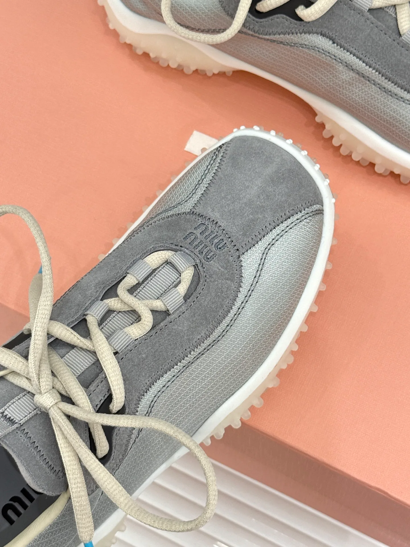 Women's Sneakers MIU MIU 17597001