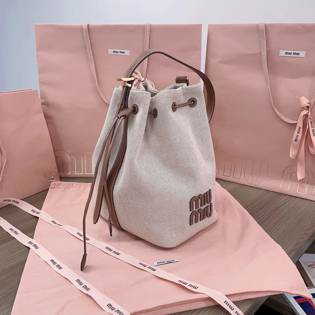 Women's Classic Handbags MIU MIU 17483319