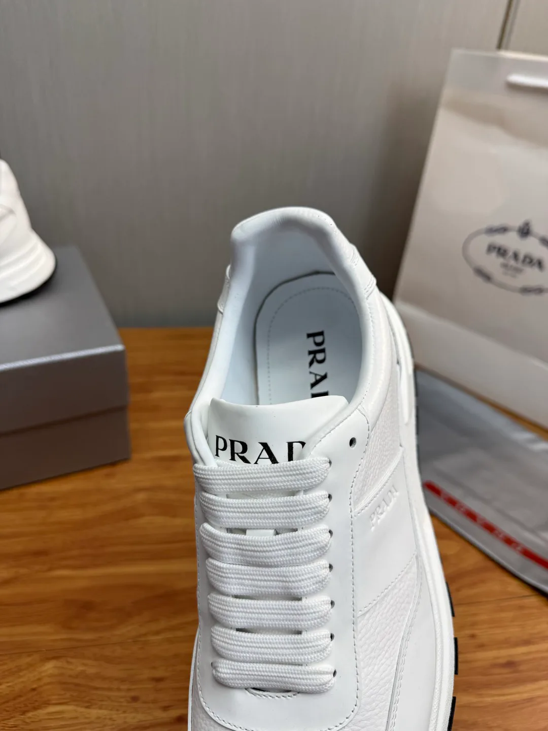 Men's Sneakers PRADA 17890562