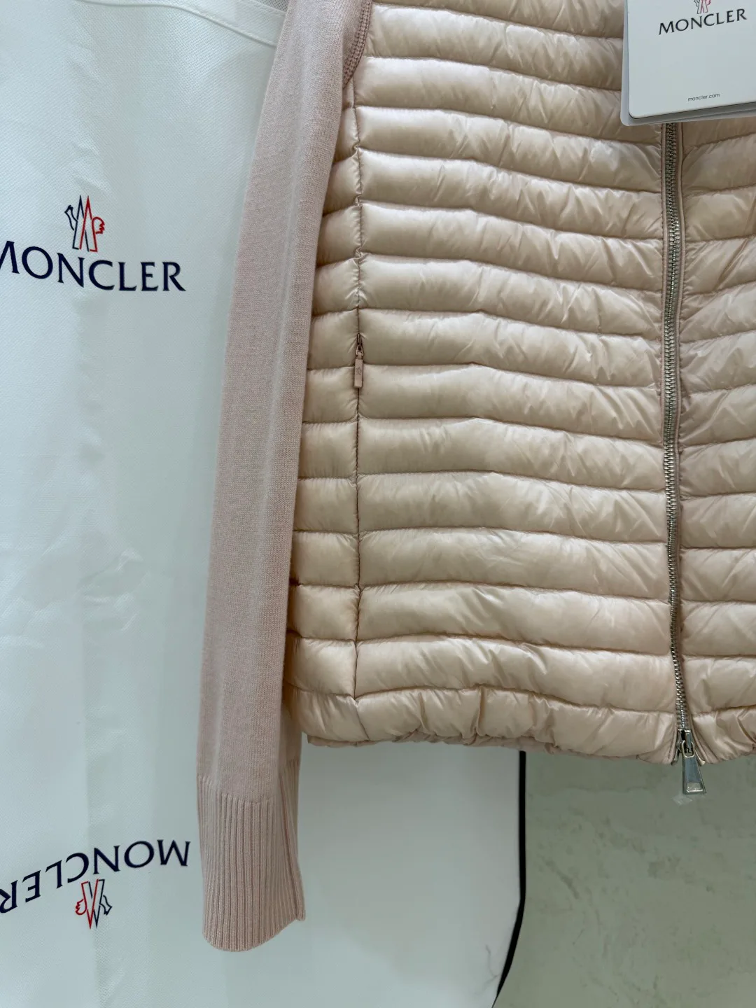 Women's Jackets And Down Jackets MONCLER 17918889
