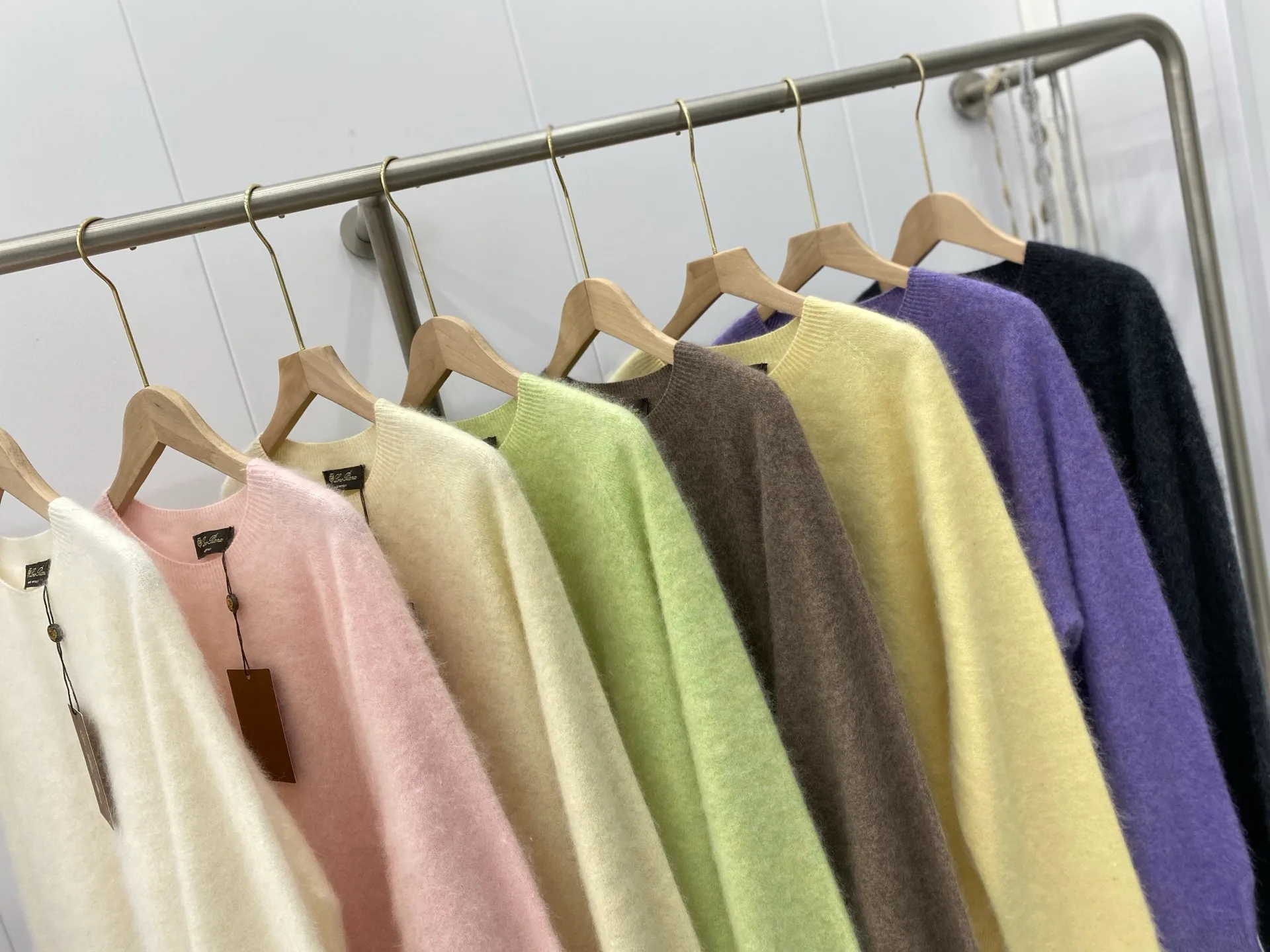 Women's Jumpers And Sweaters LORO PIANA 17434947