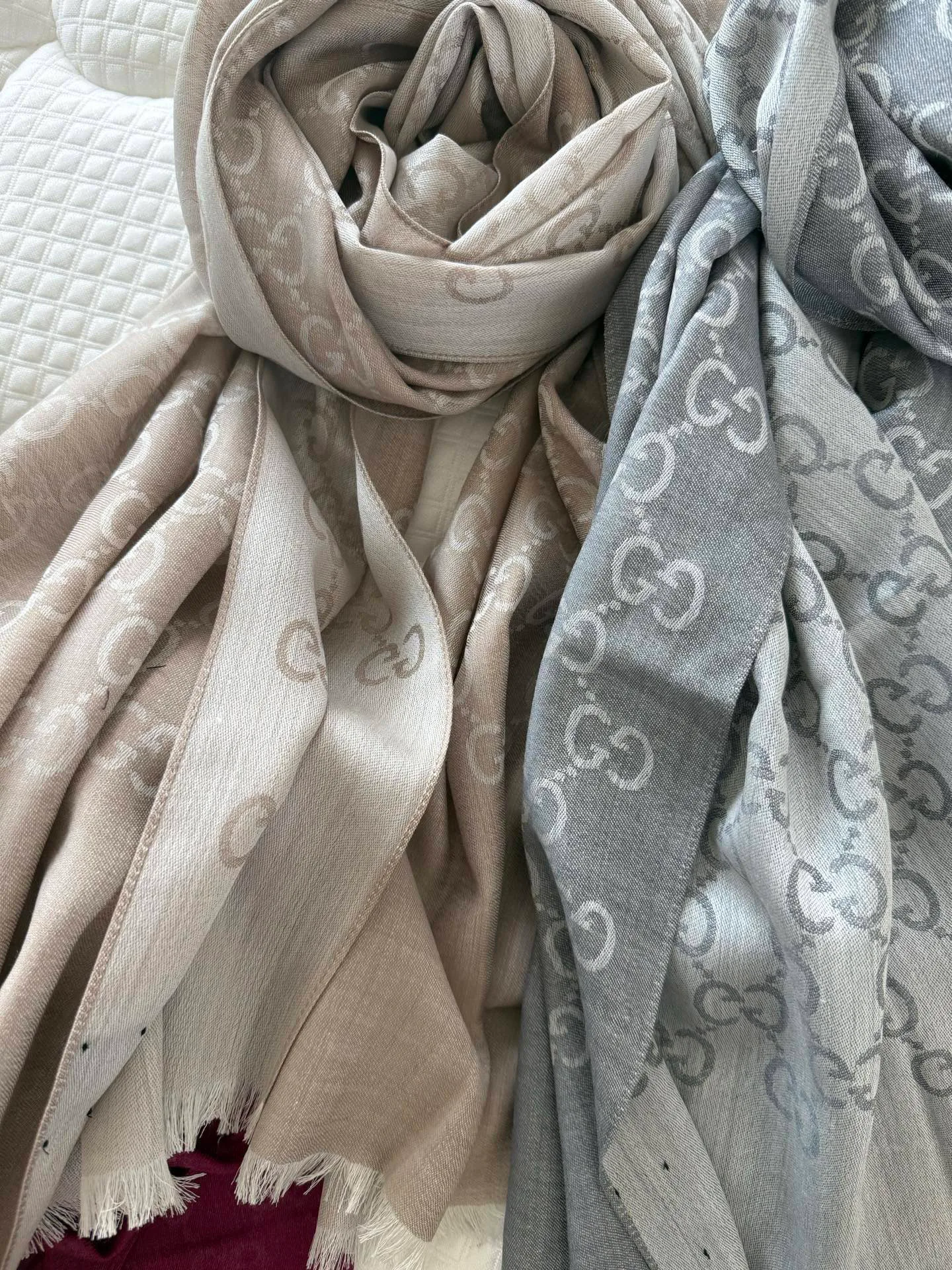 Scarves GUCCI 17945604