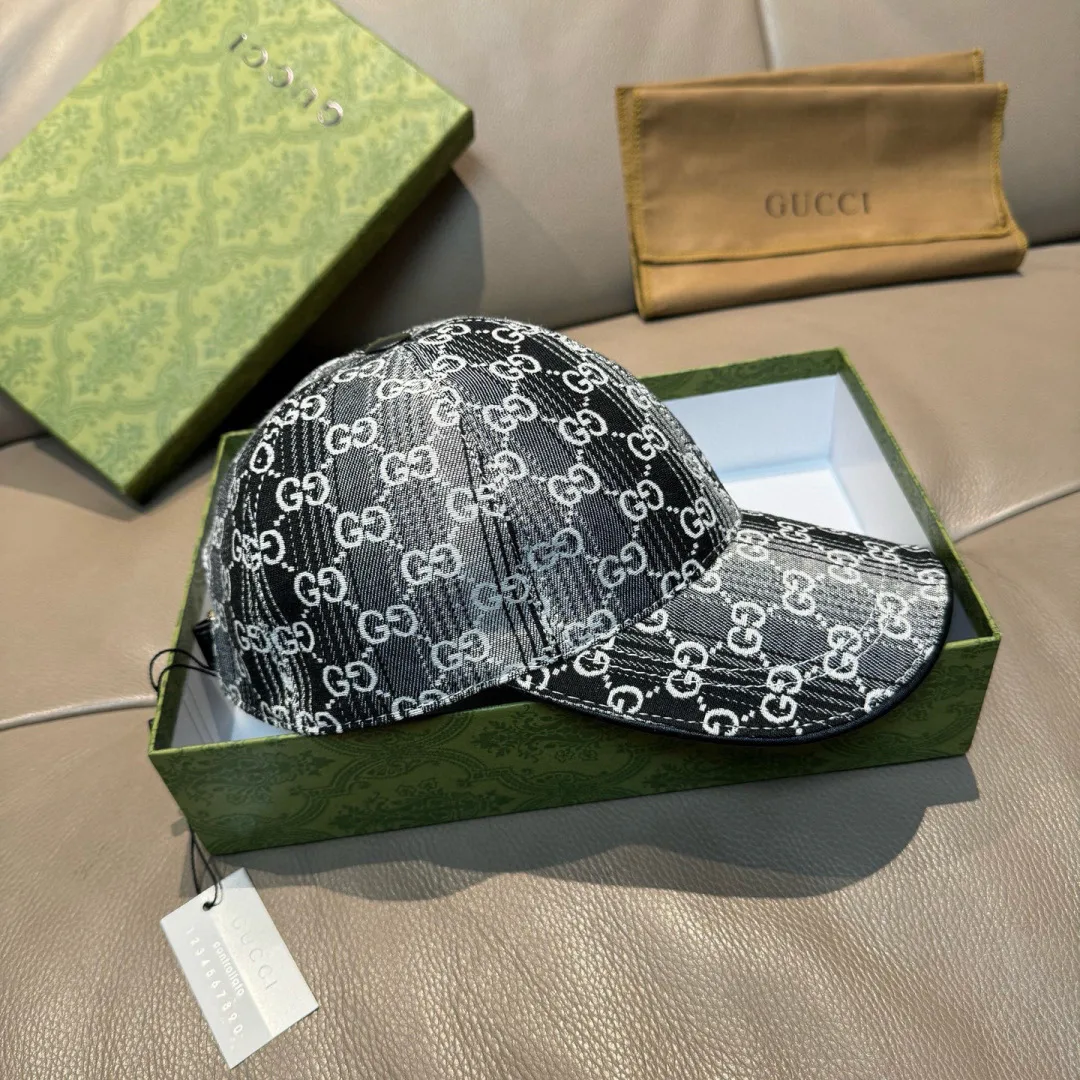 Hats GUCCI 18347047