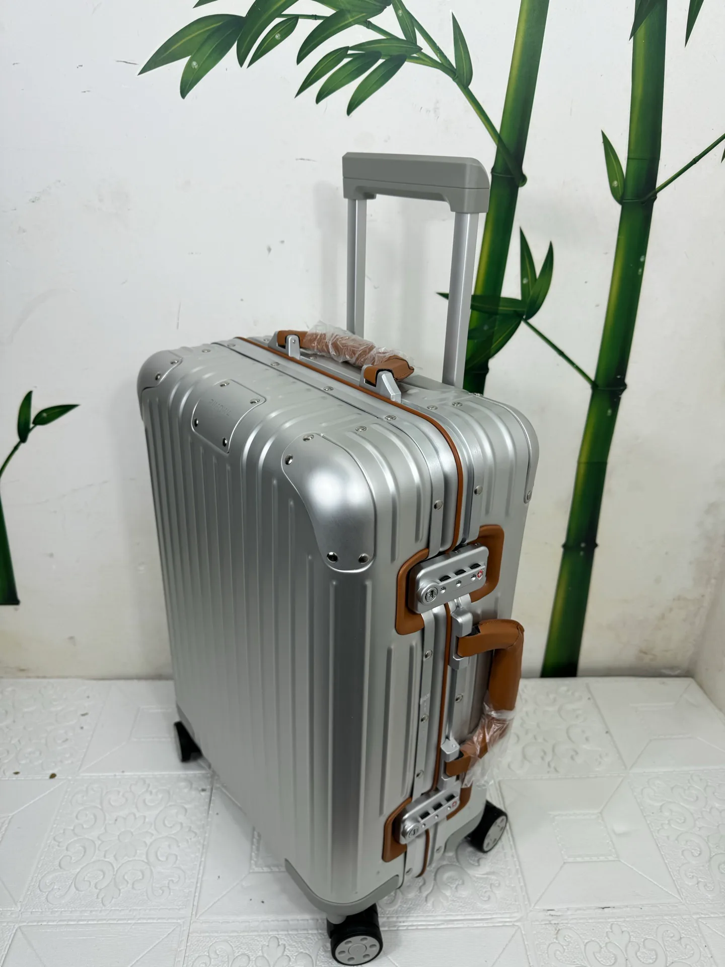 Suitcases RIMOWA 17662916