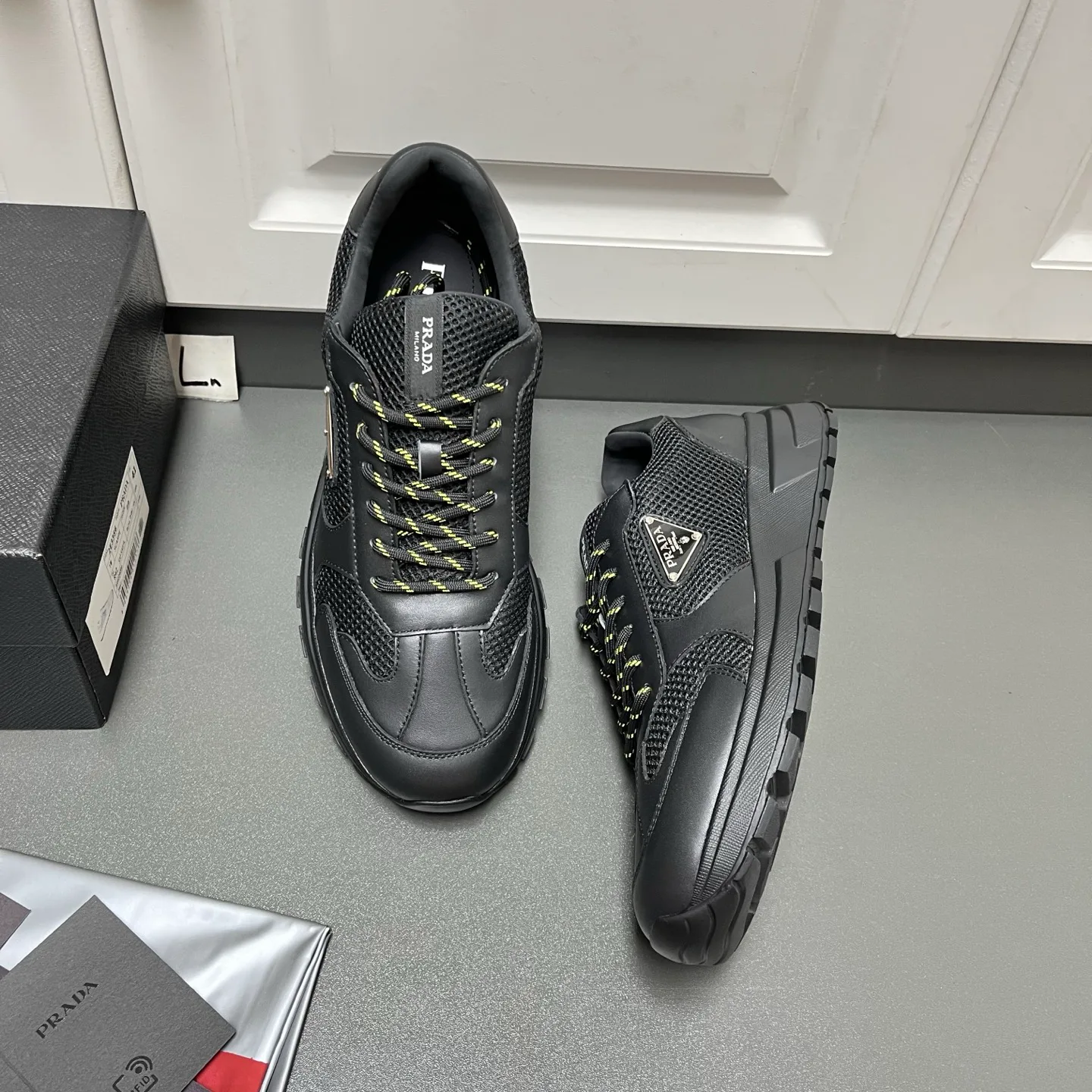Men's Sneakers PRADA 17636531