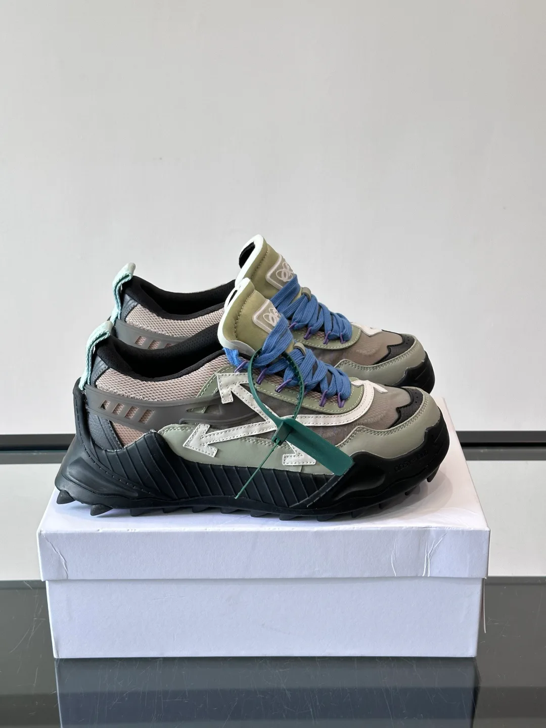Women's Sneakers OFF-WHITE 17689336