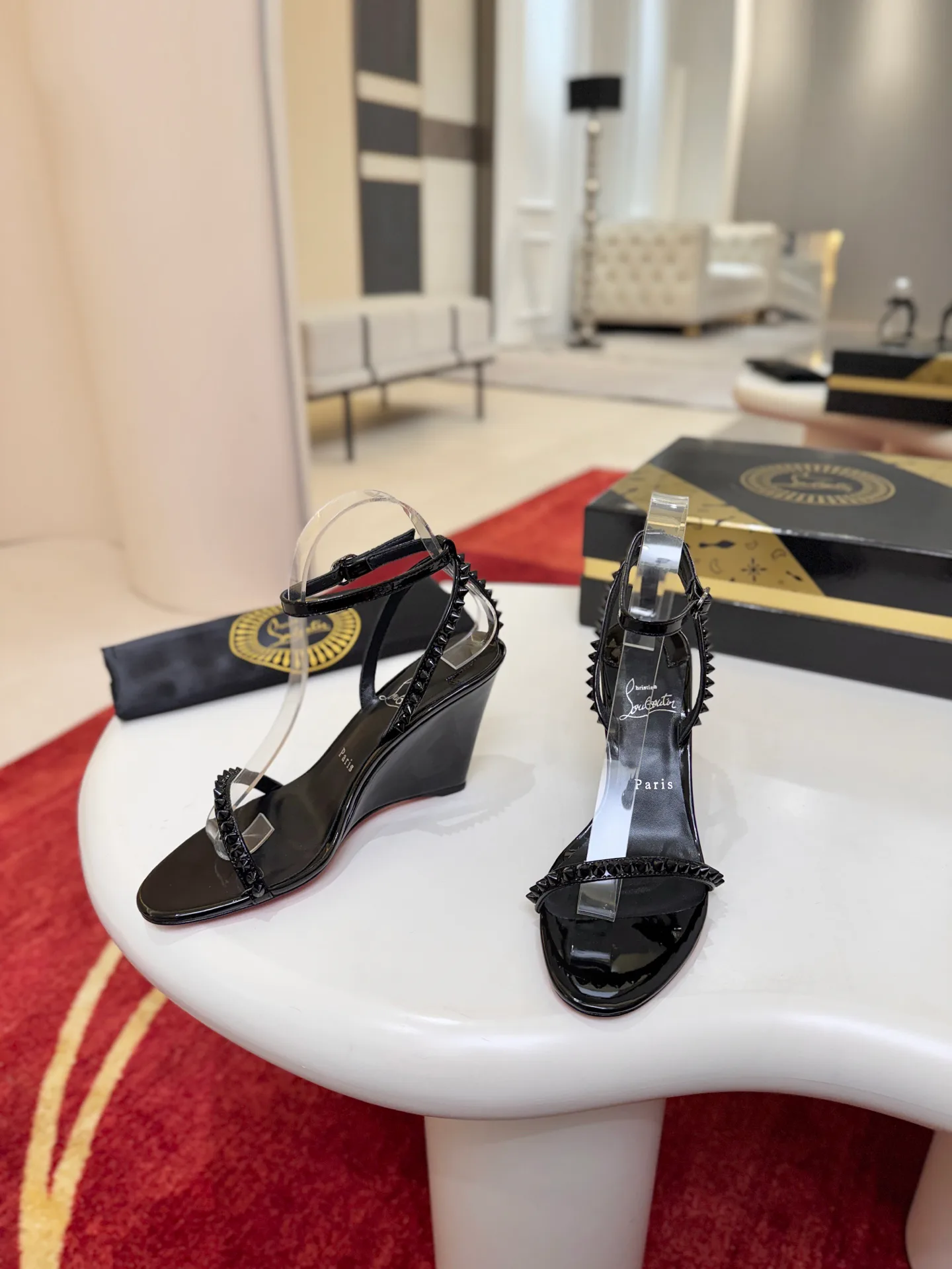 Women's Open-Toe Sandals CHRISTIAN LOUBOUTIN 18500921