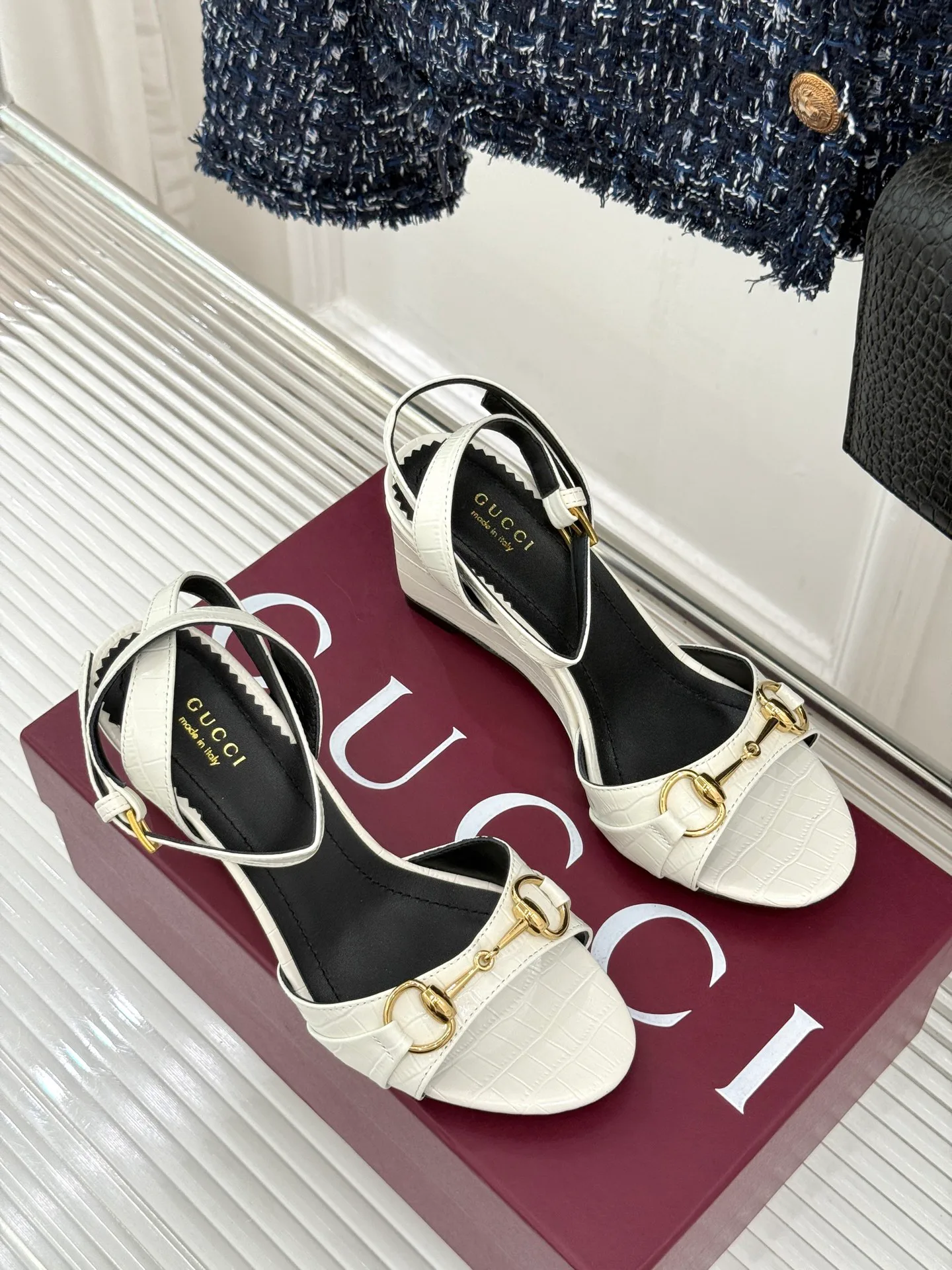 Women's Open-Toe Sandals GUCCI 18034503