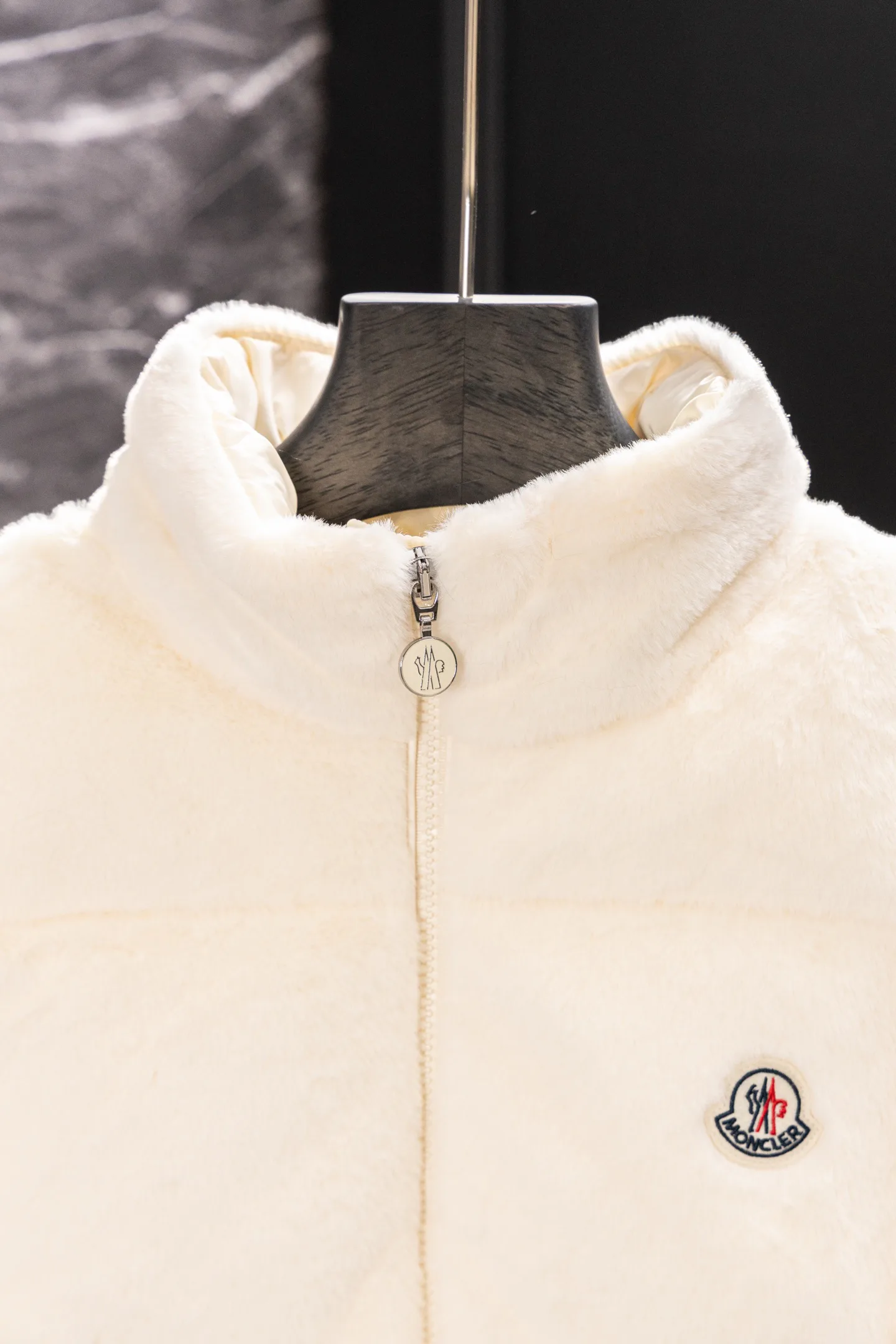 Women's Vests MONCLER 18507218