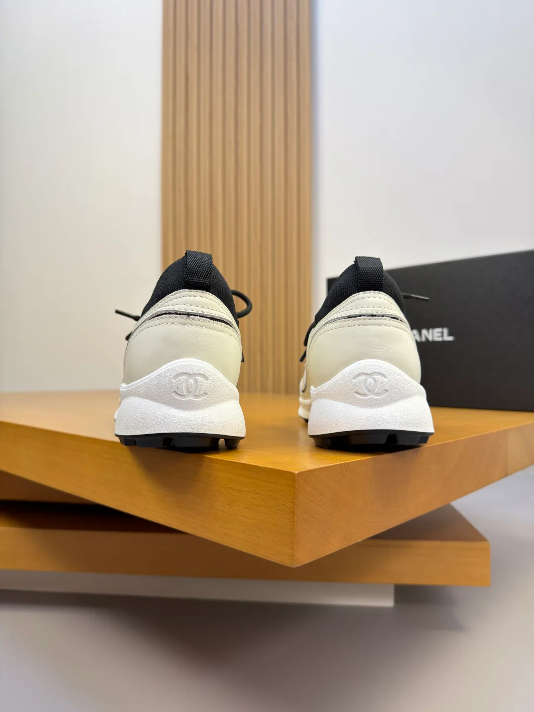 Men's Sneakers CHANEL 16874090