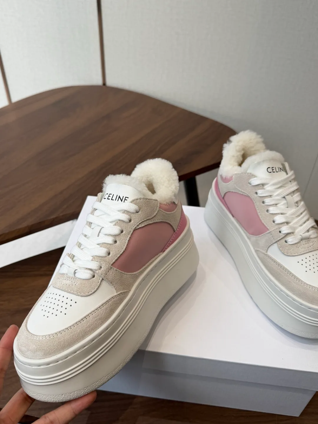 Кроссовки Женские Celine 18670161