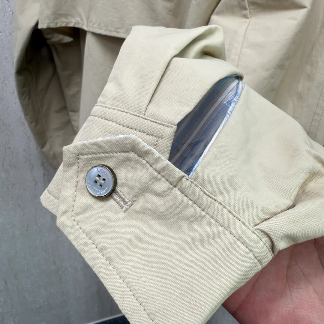 Men's Jackets And Down Jackets LOUIS VUITTON 17966908