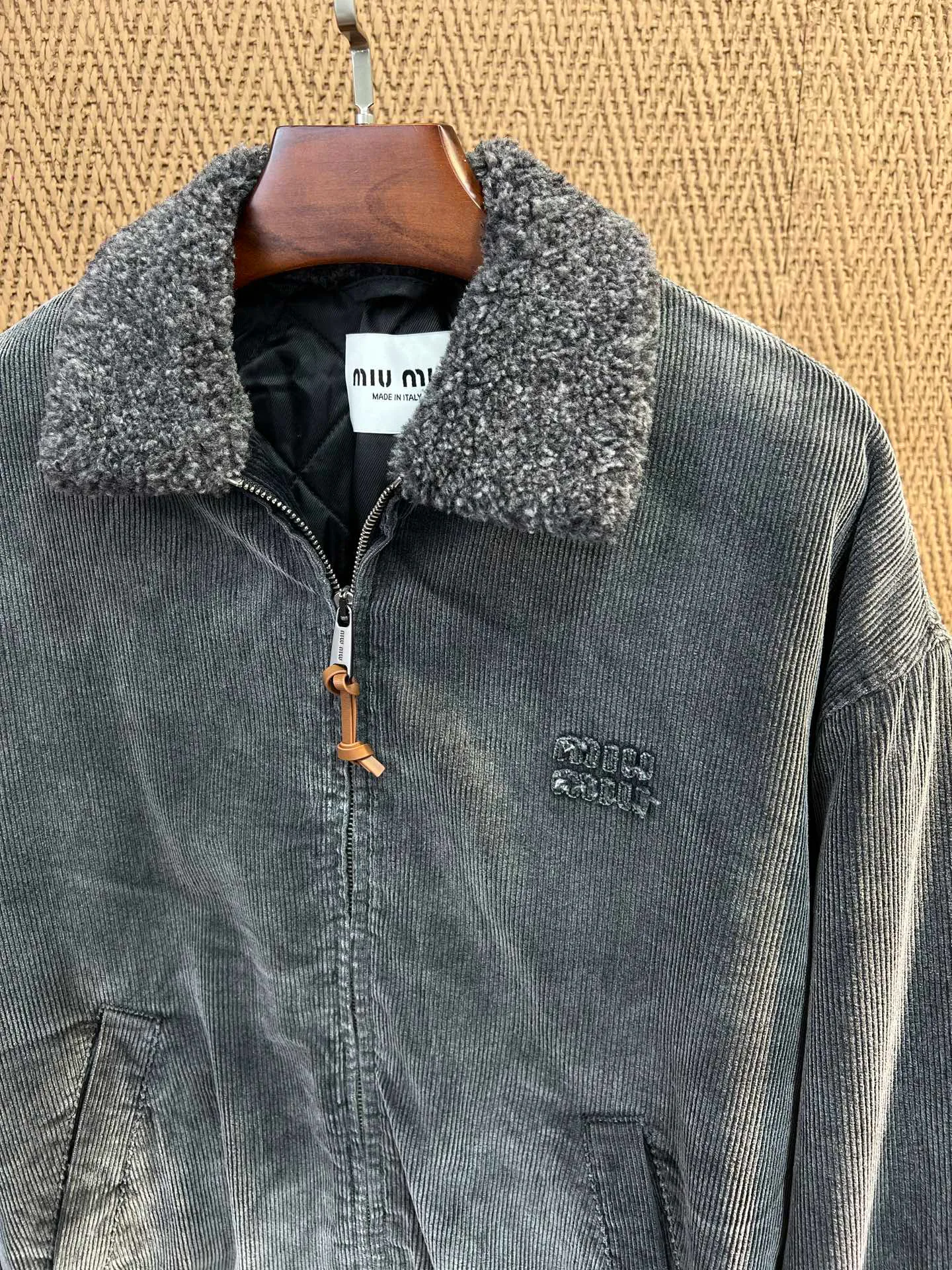 Women's Jackets And Down Jackets MIU MIU 18324206