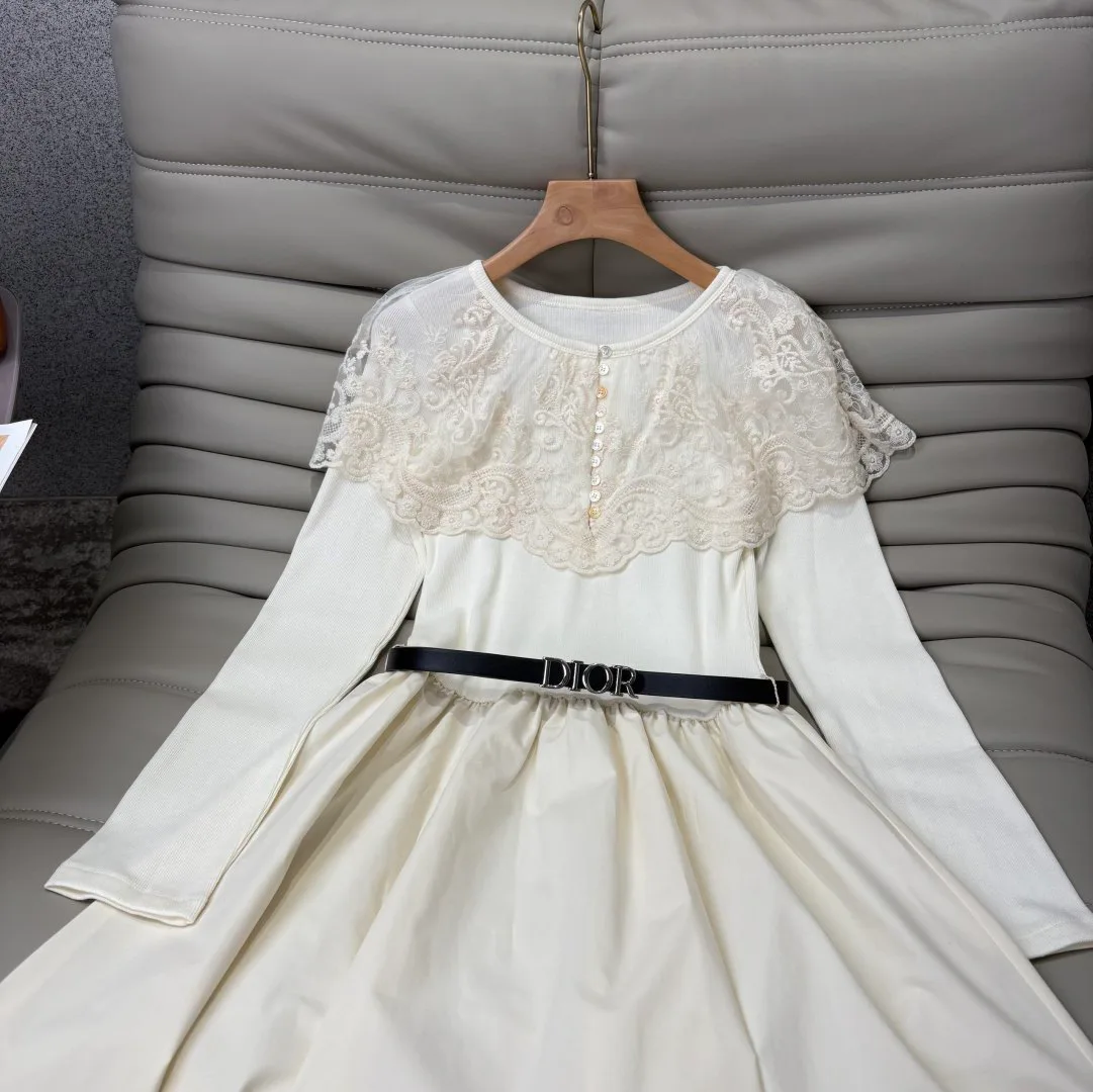 Платья Женские Christian Dior 18561529