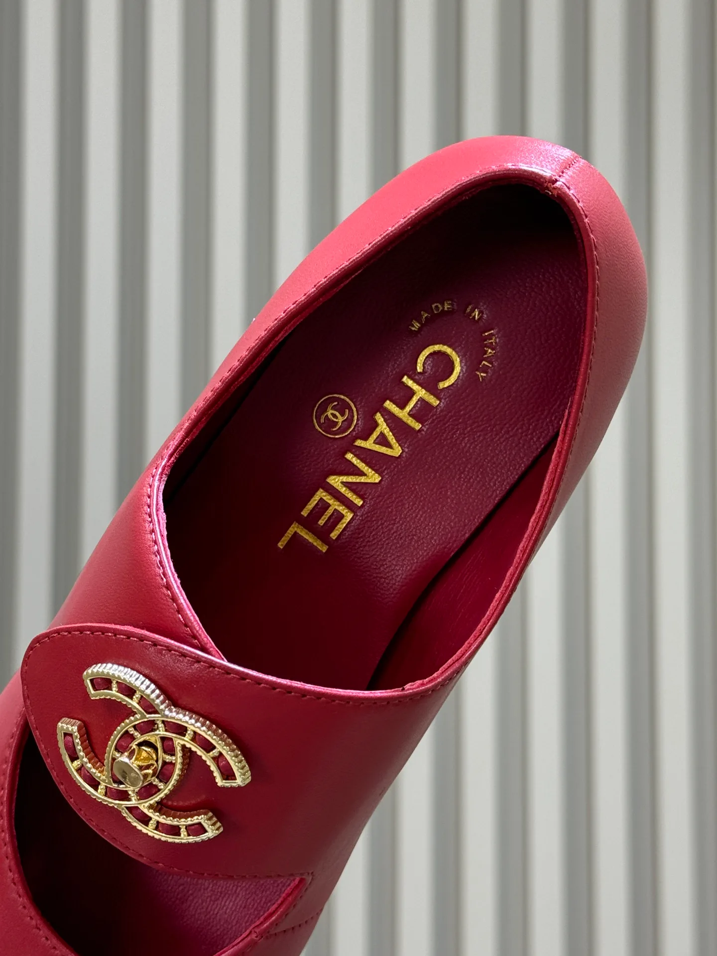 Women's Ballet Flats CHANEL 18072993