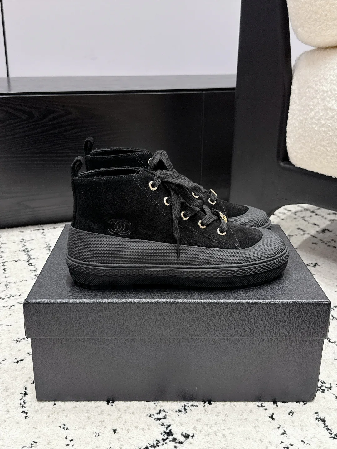 Women's Sneakers CHANEL 18505527