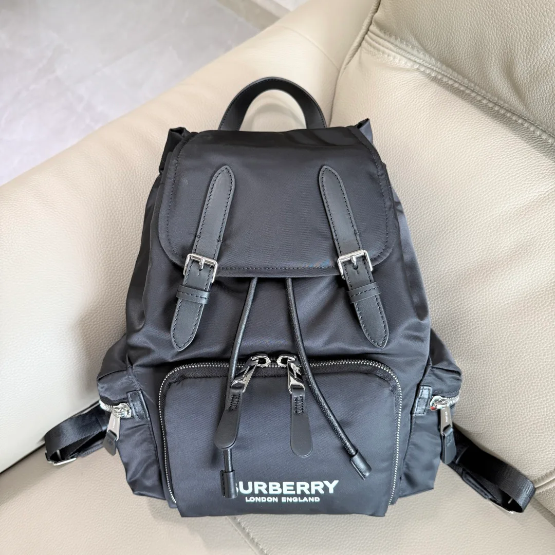 Women's Backpacks BURBERRY 17949149