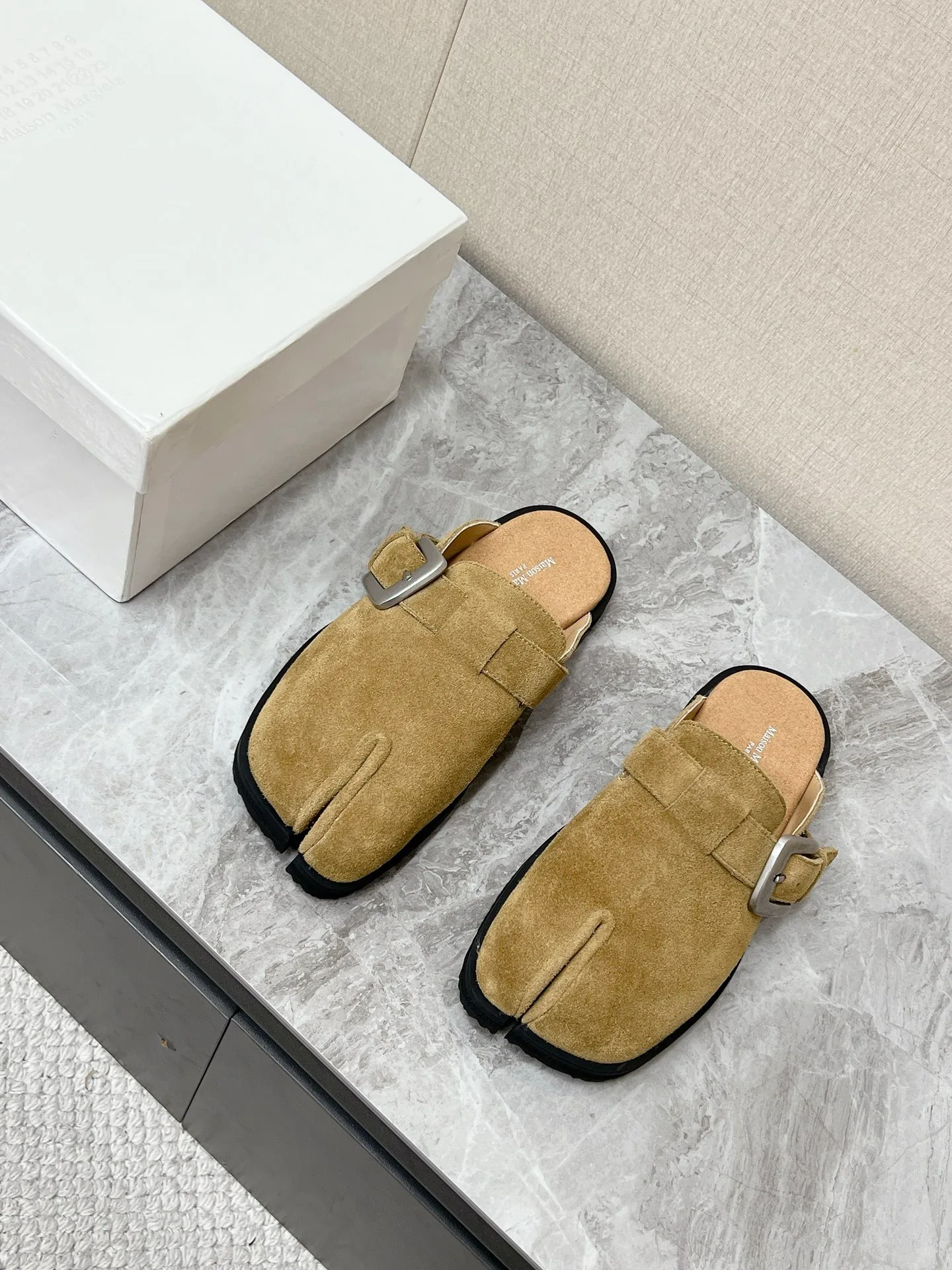 Women's Mules And Clogs MAISON MARGIELA 17955124