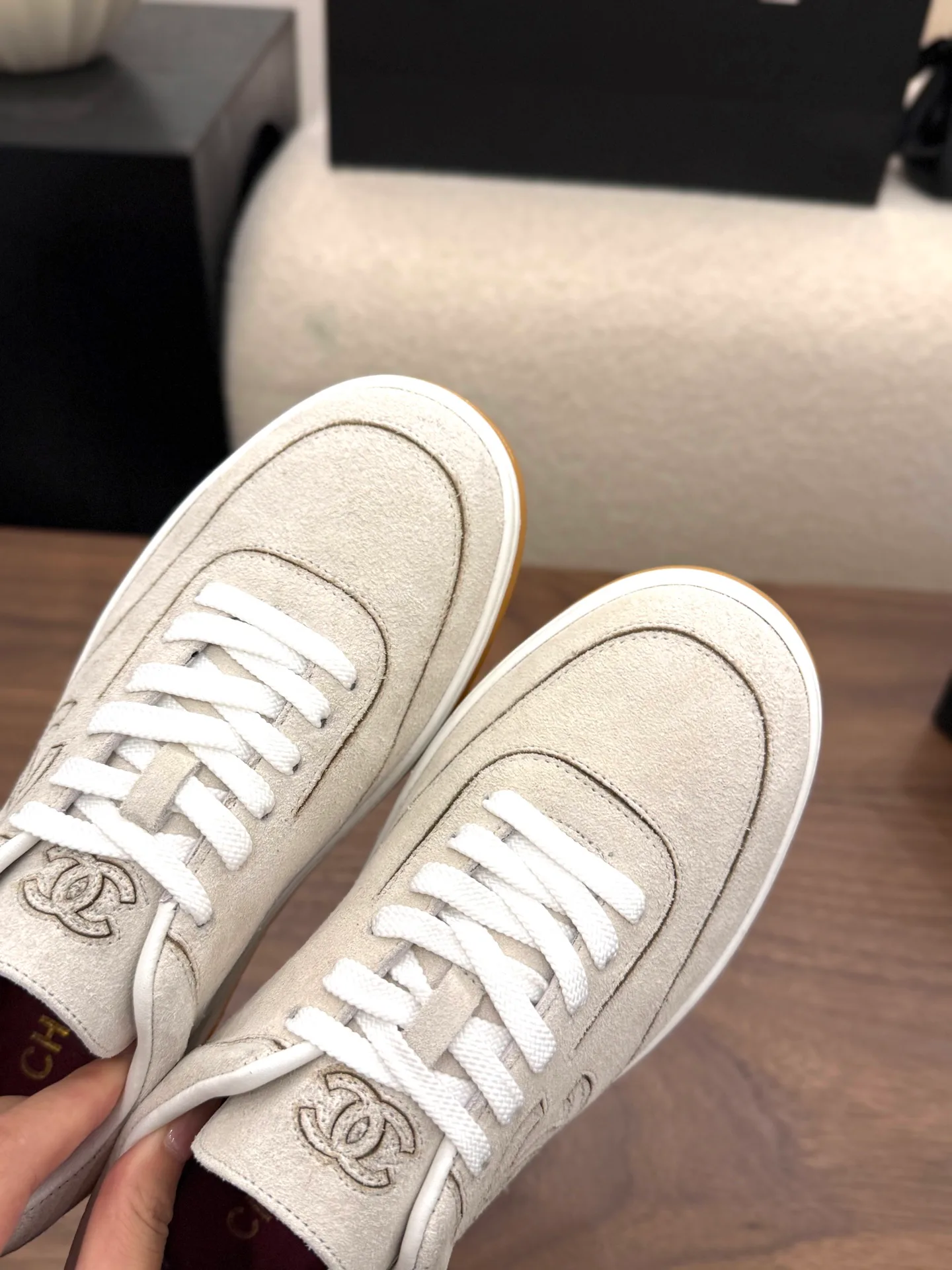 Women's Sneakers CHANEL 17923225