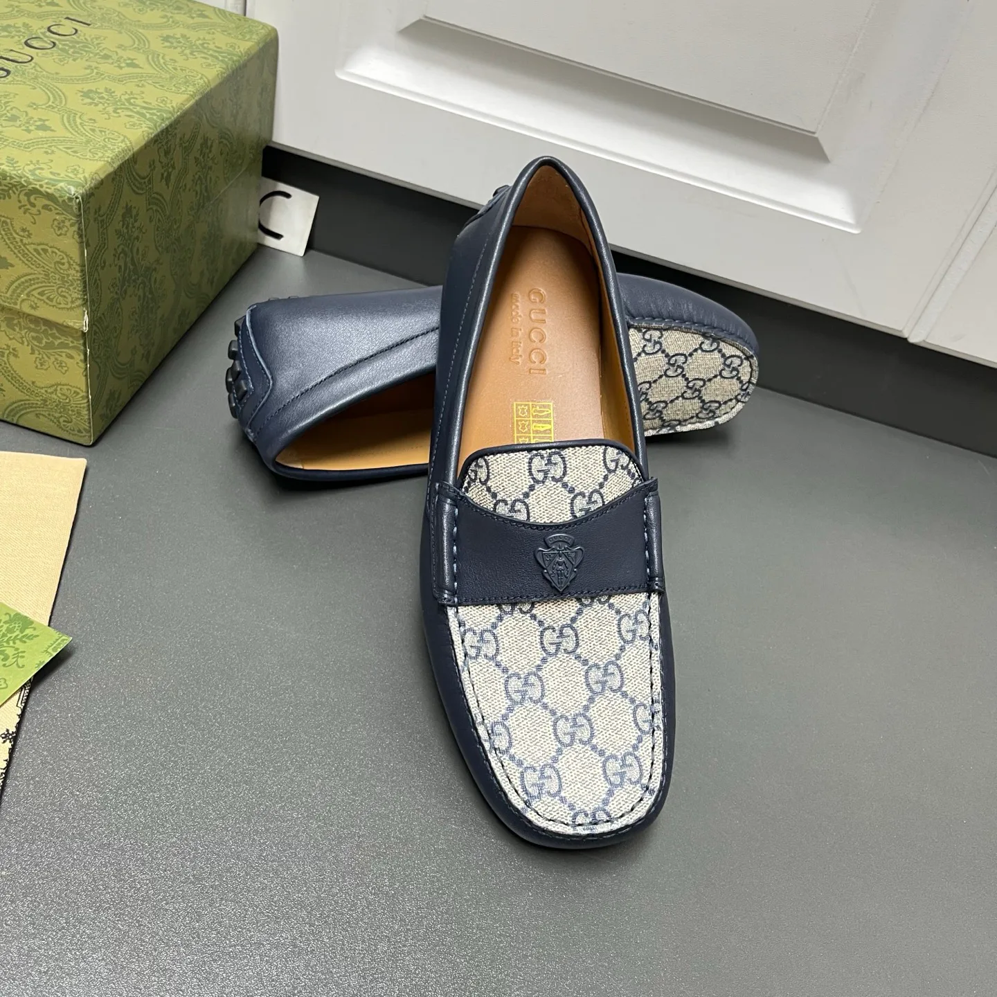 Men's Loafers And Dress Shoes GUCCI 17937826