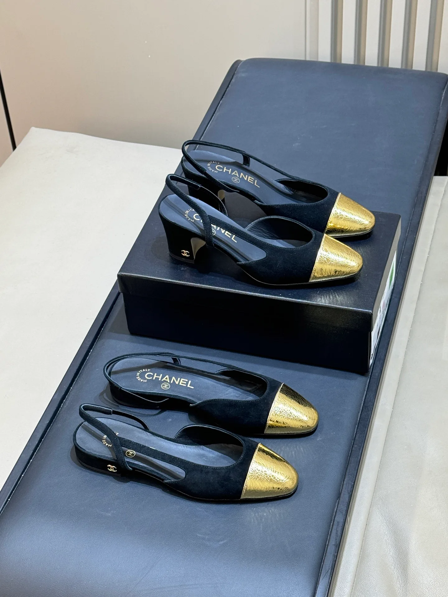 Women's Heels CHANEL 18073621
