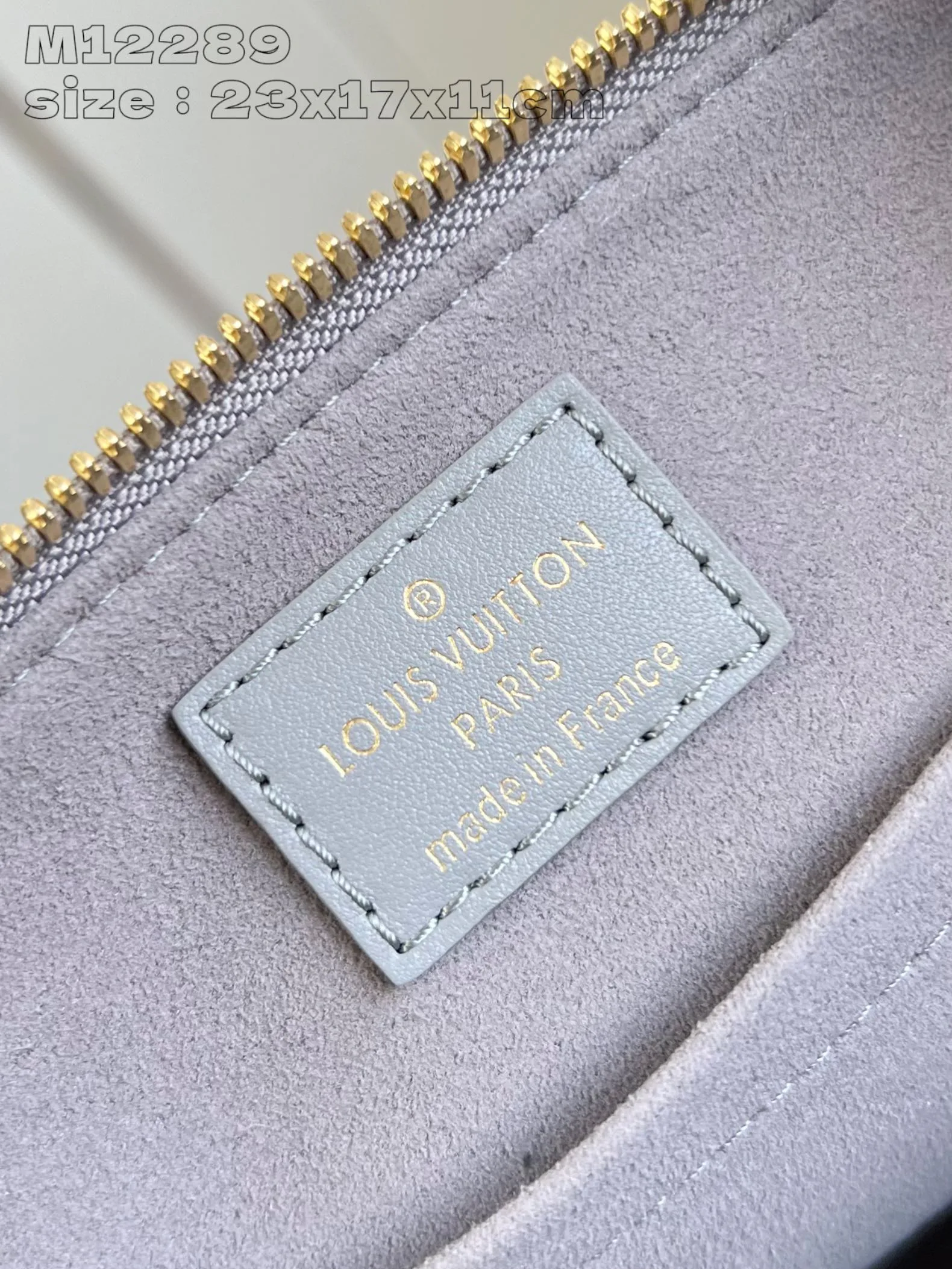 Women's Classic Handbags LOUIS VUITTON 18227599